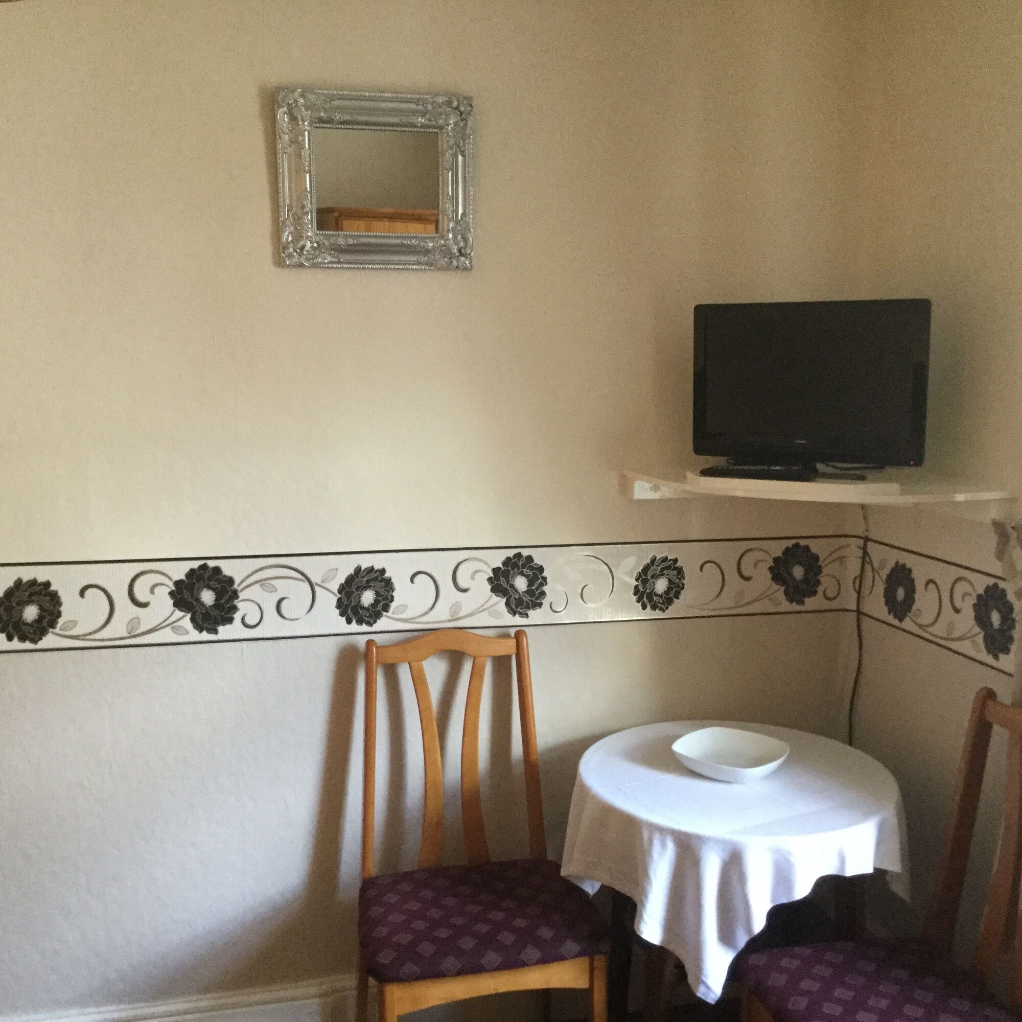 Economy Triple room