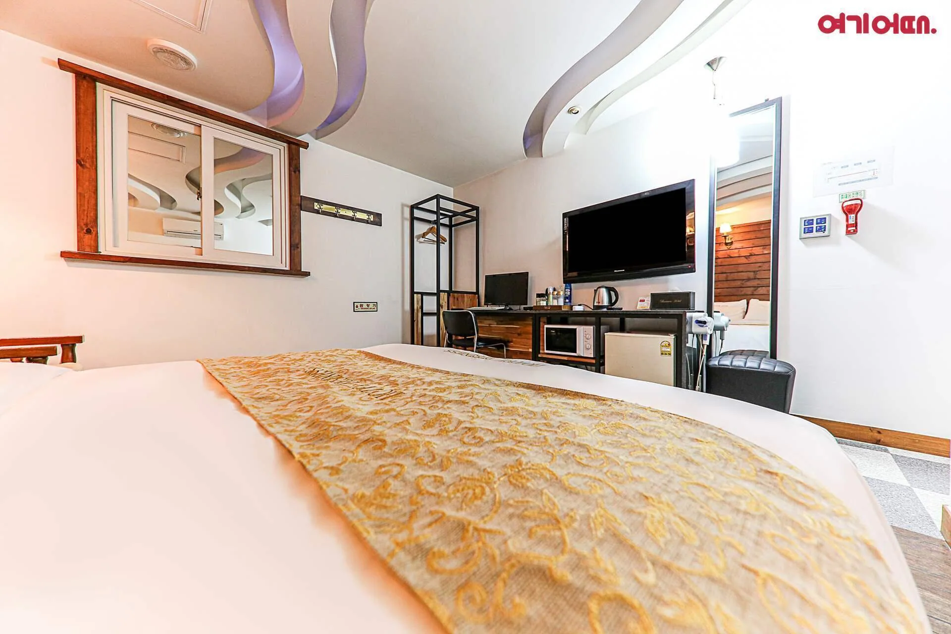 Deluxe Double room full double bed