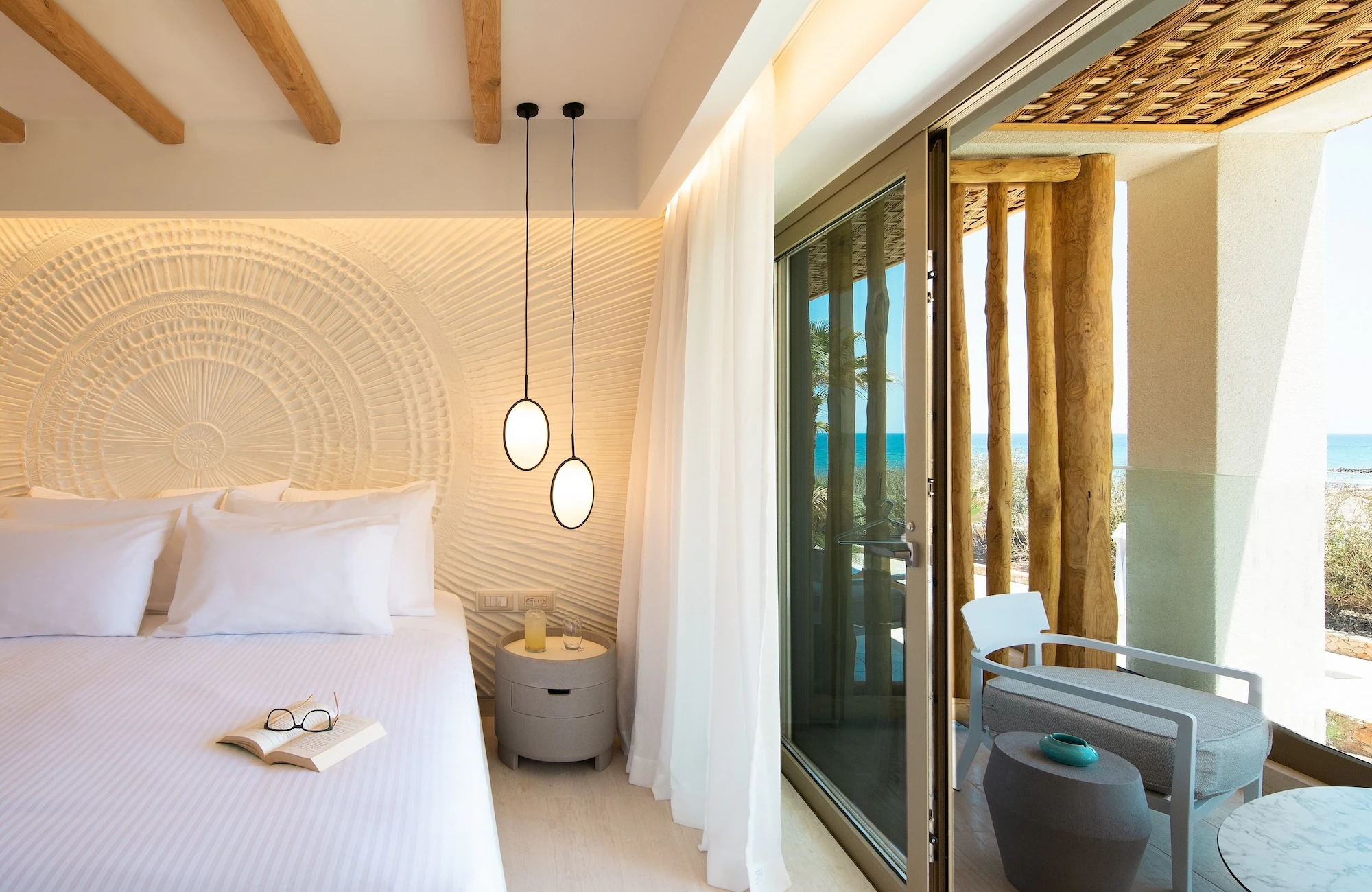 Double Junior Suite with garden view full double bed