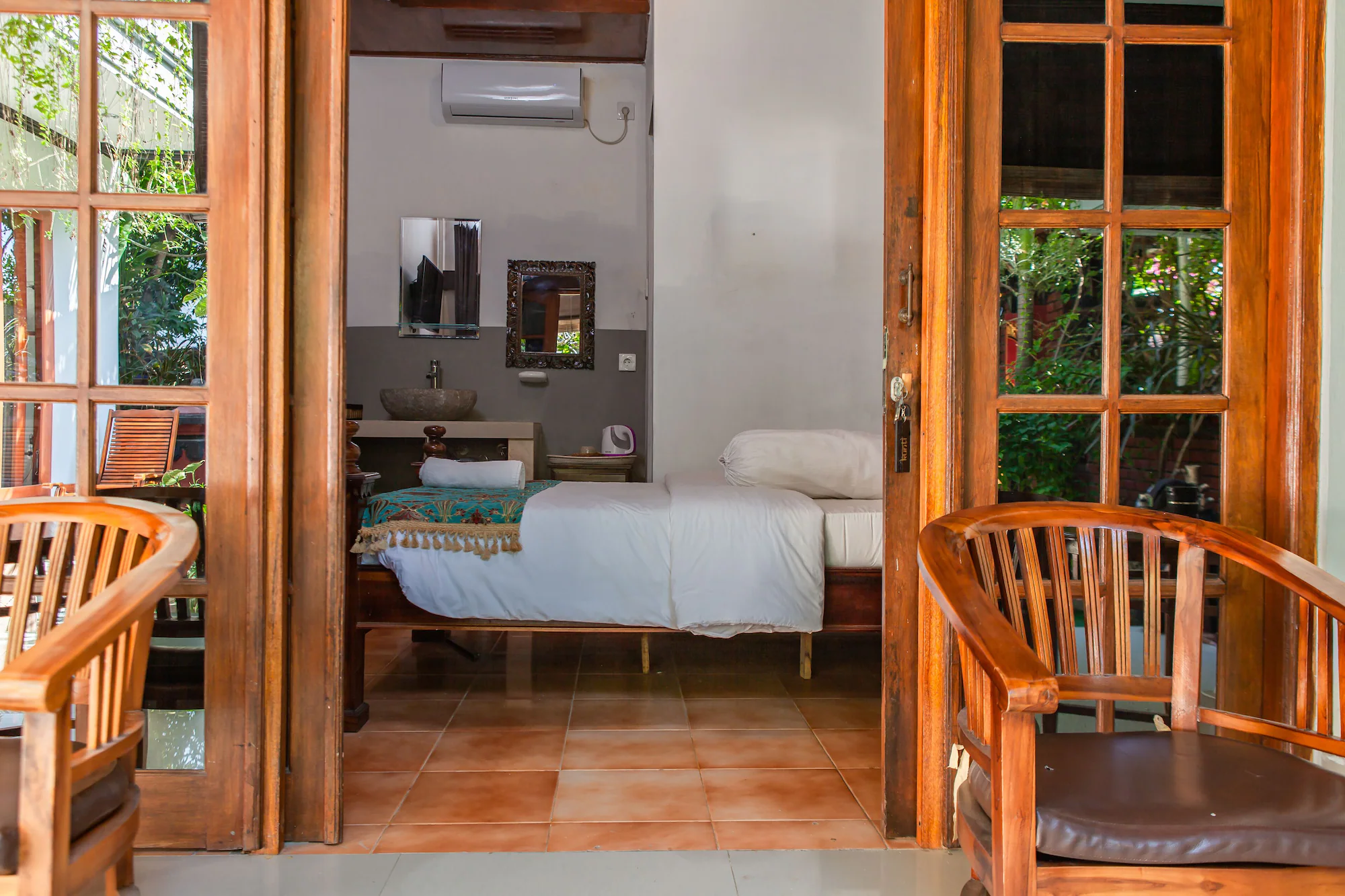 1 Bedroom Deluxe Double room with garden view full double bed