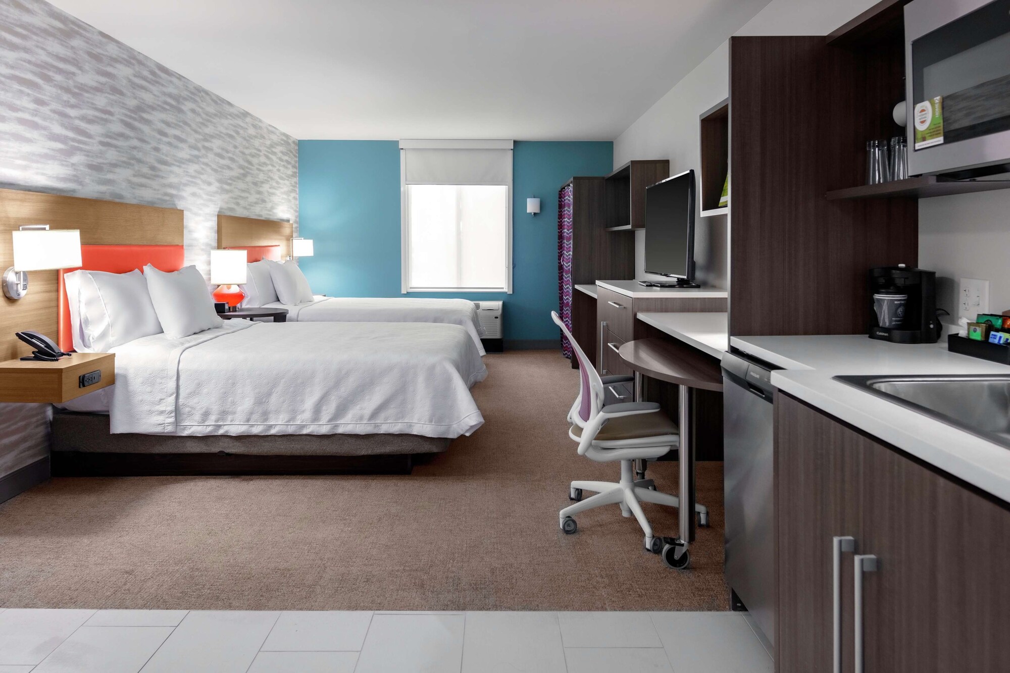 1 Bedroom Quadruple Suite