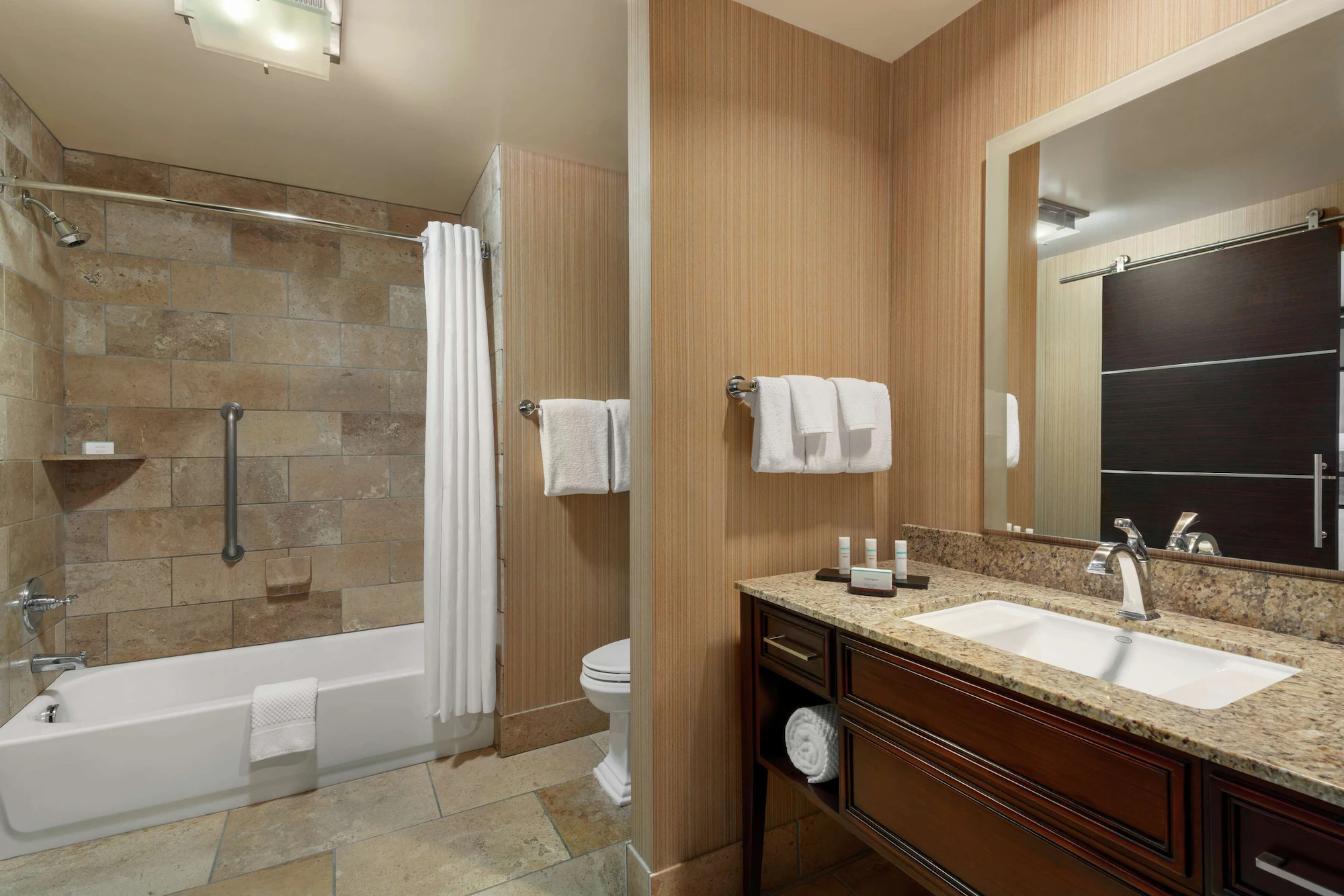 1 Bedroom Quadruple Suite