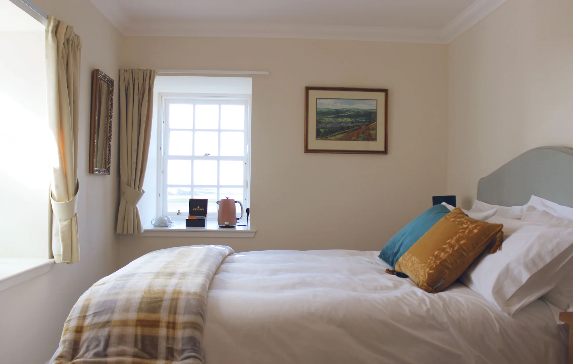 Deluxe Double room twin beds