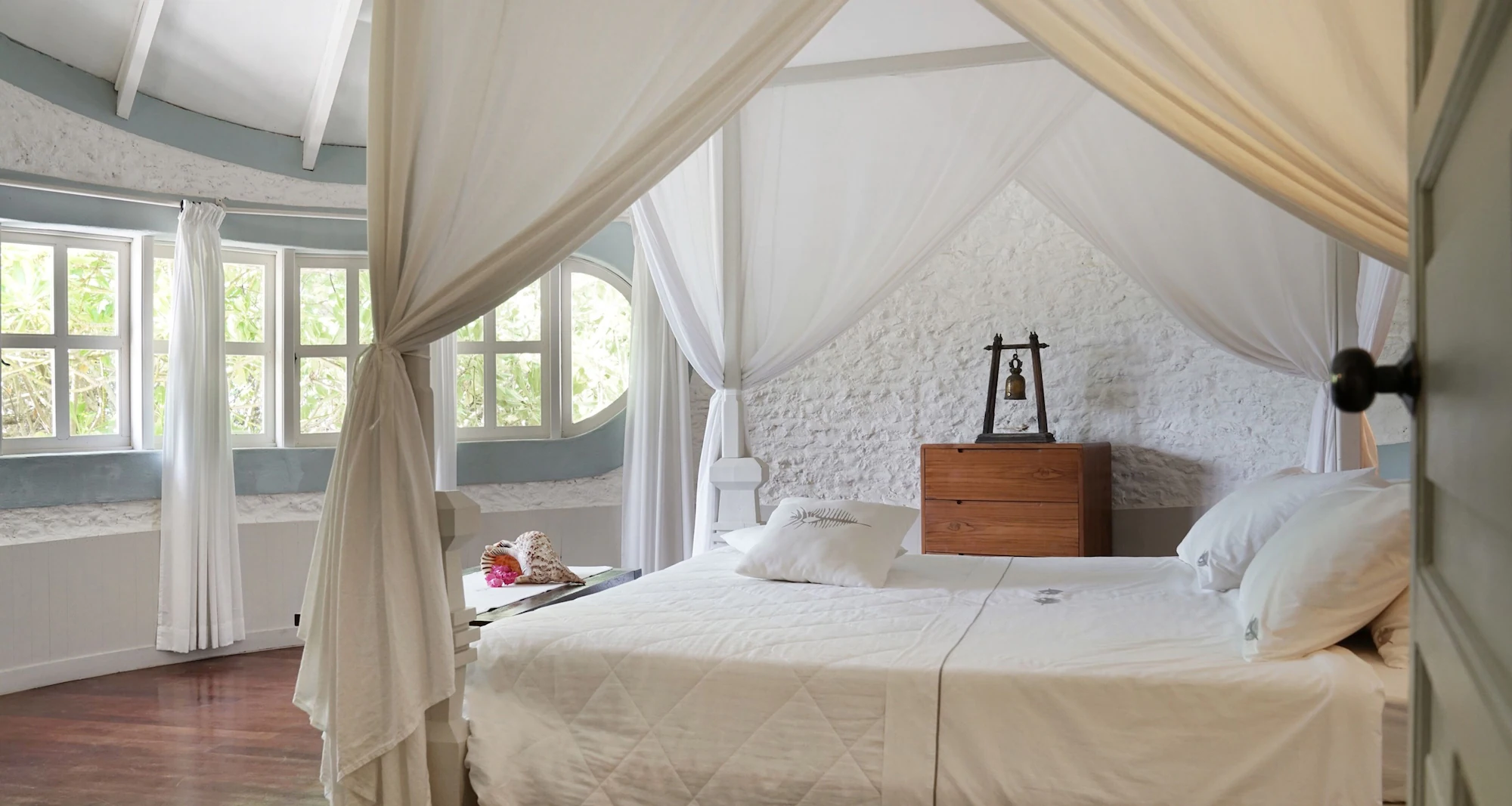 Double Beach Villa full double bed