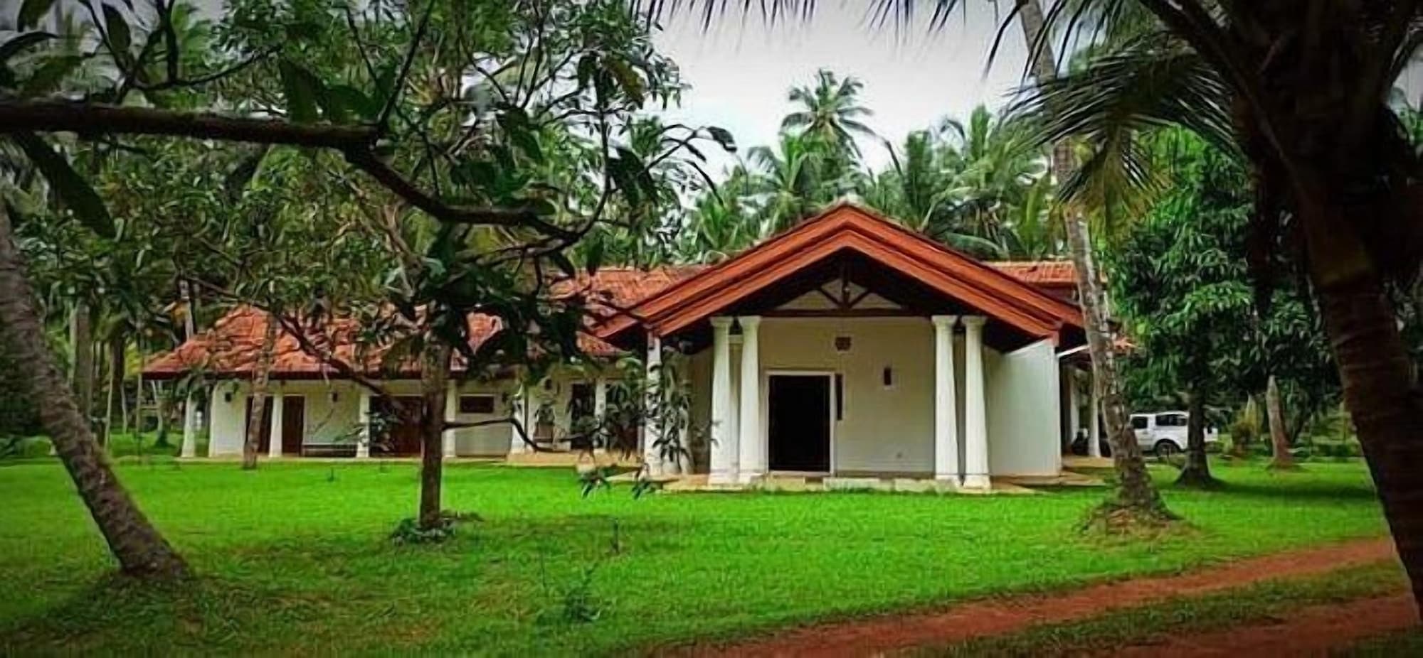 Coco Villa Peach Tree exterior