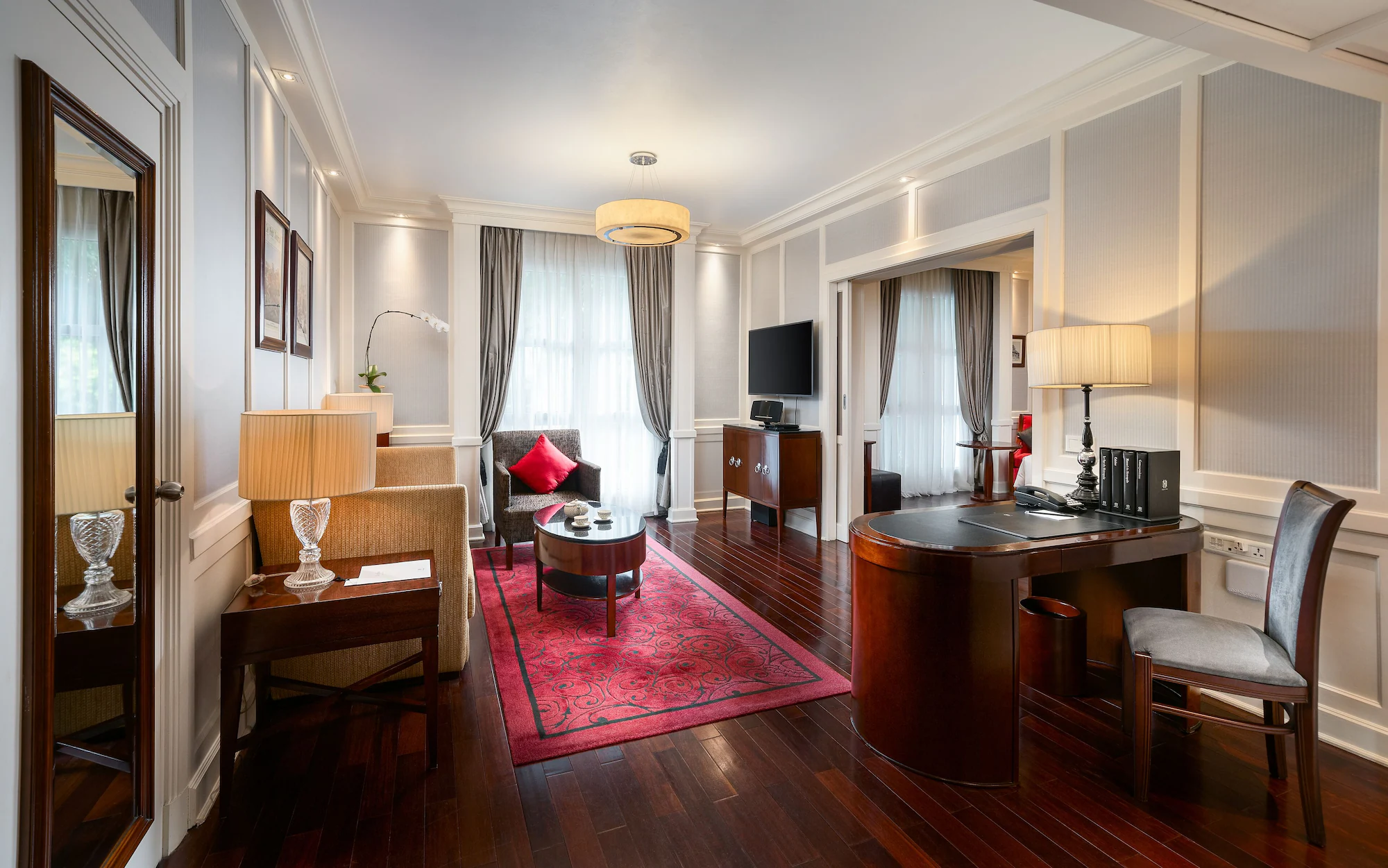 Graham Greene Double Suite full double bed