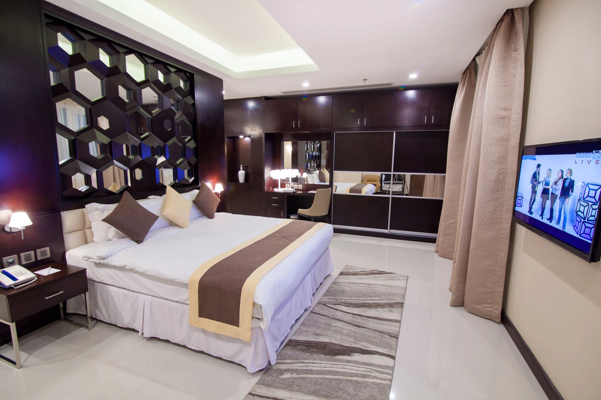 1 Bedroom Single Suite