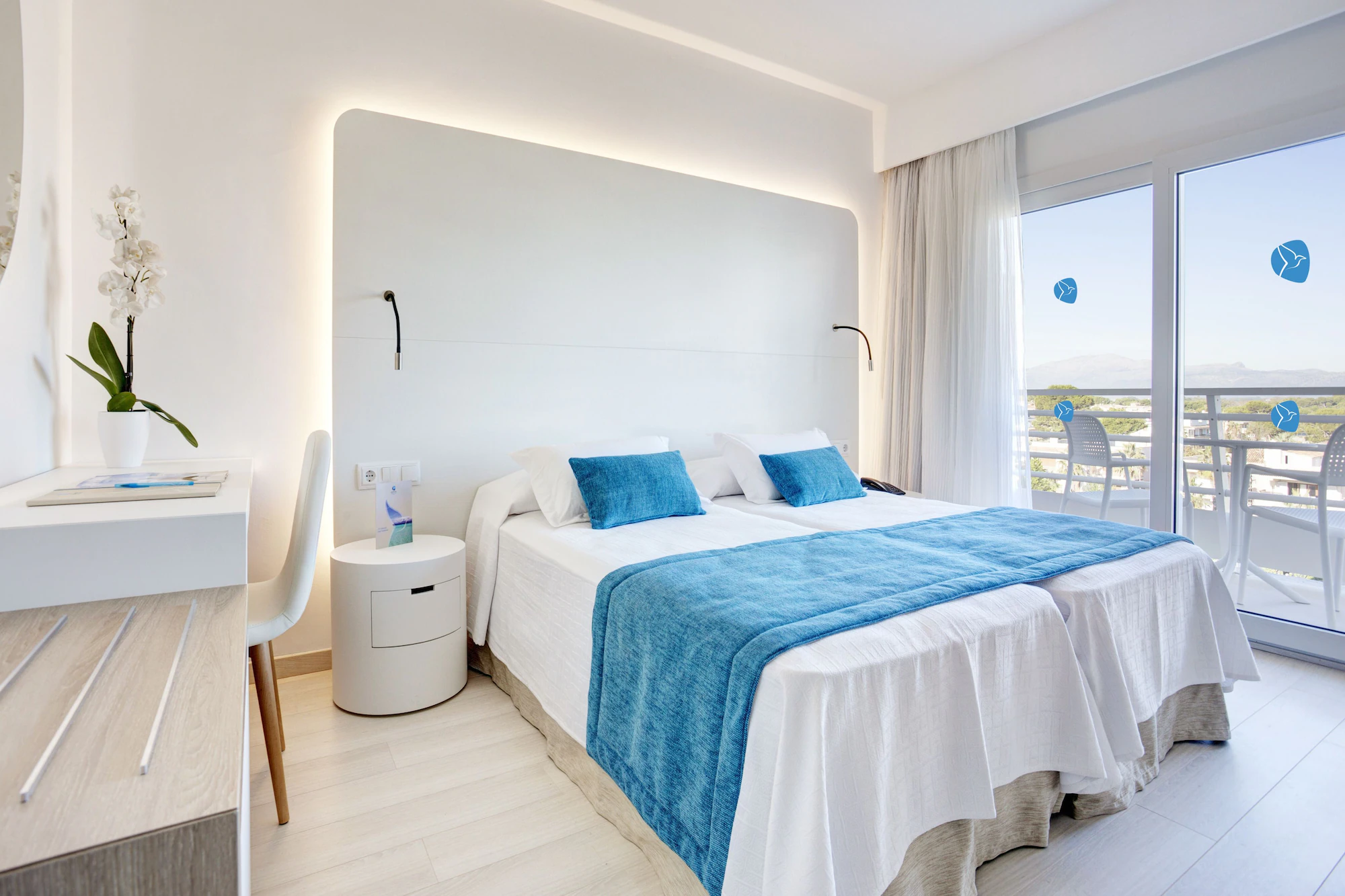 Standard Double room with sea view full double bed