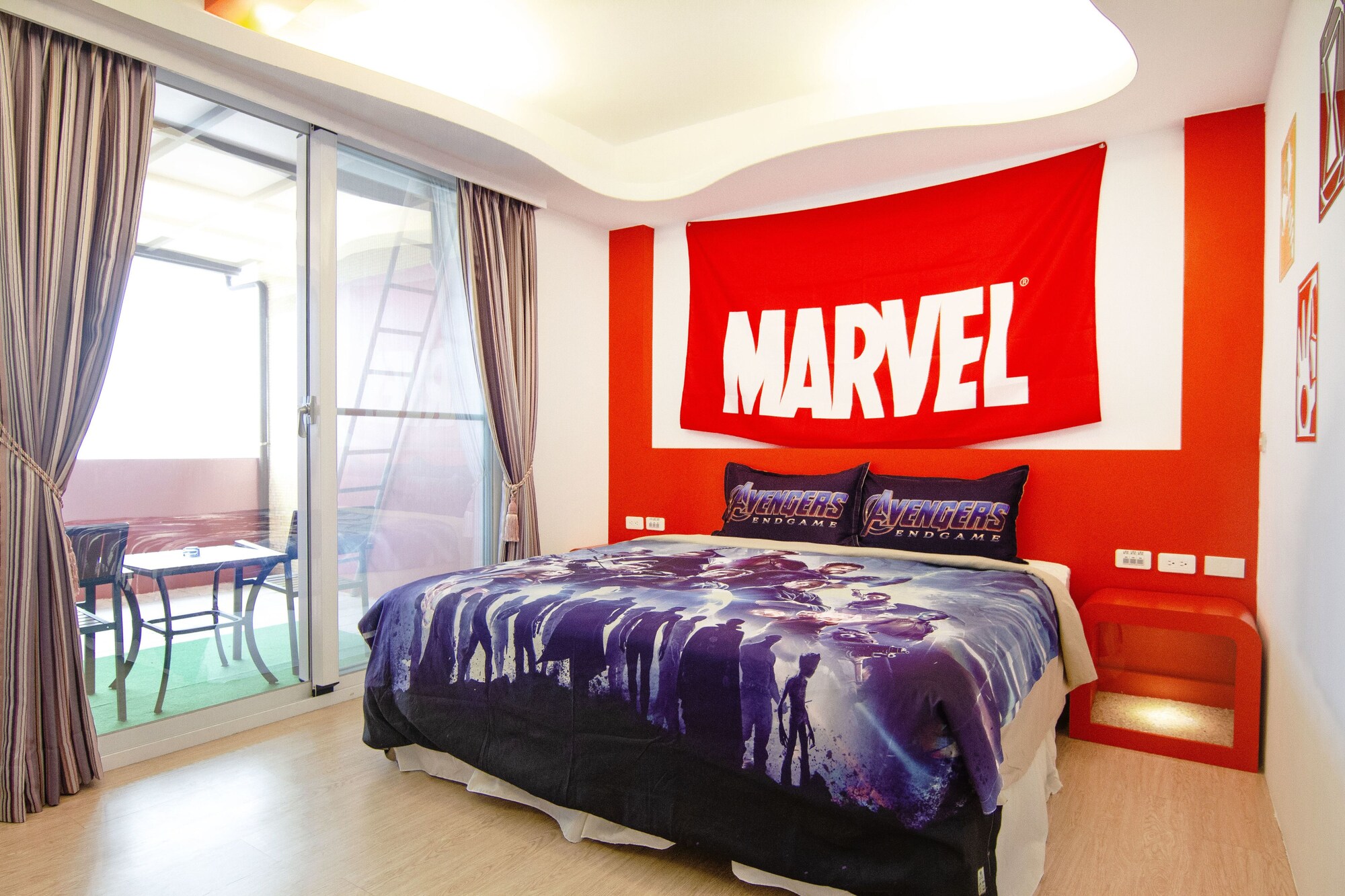 Deluxe Double room with balcony full double bed