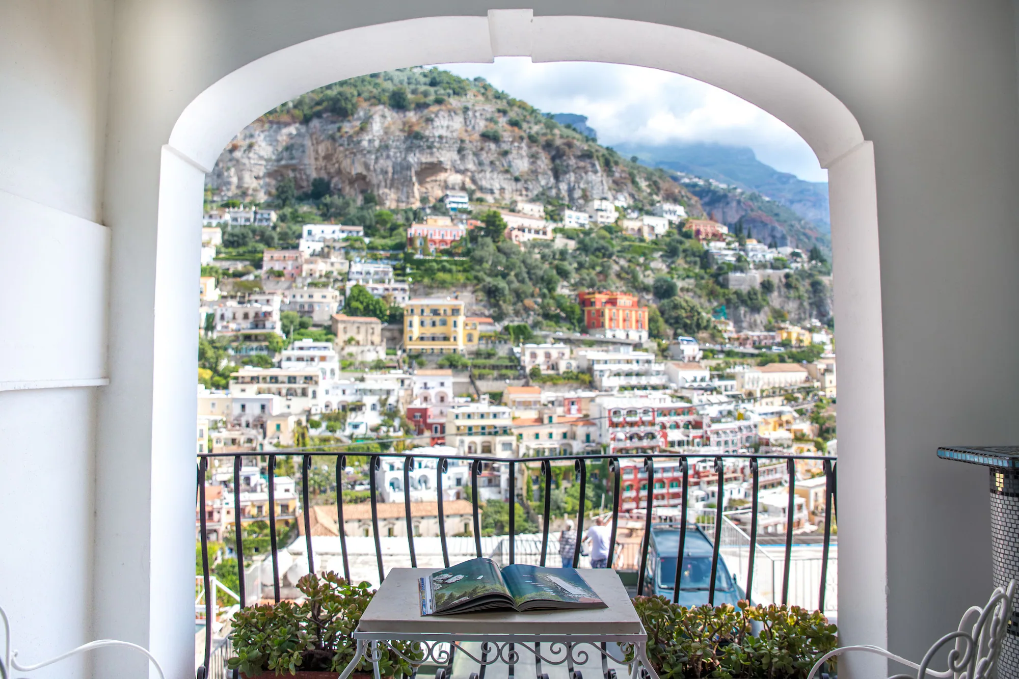 1 Bedroom Superior Double room with balcony and with sea view twin beds