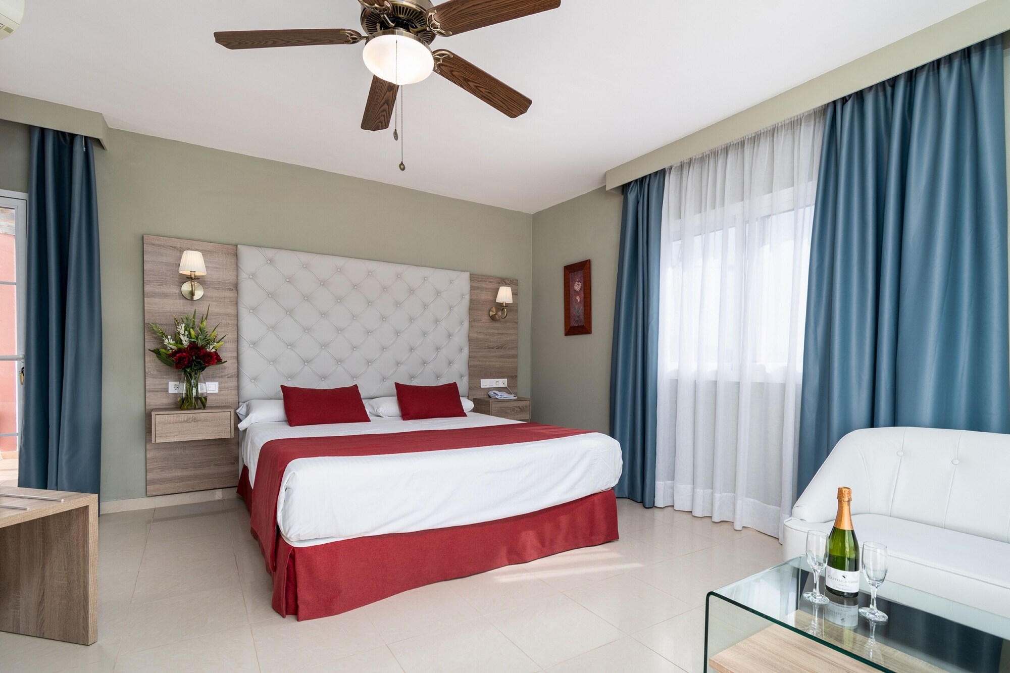 Double Junior Suite full double bed