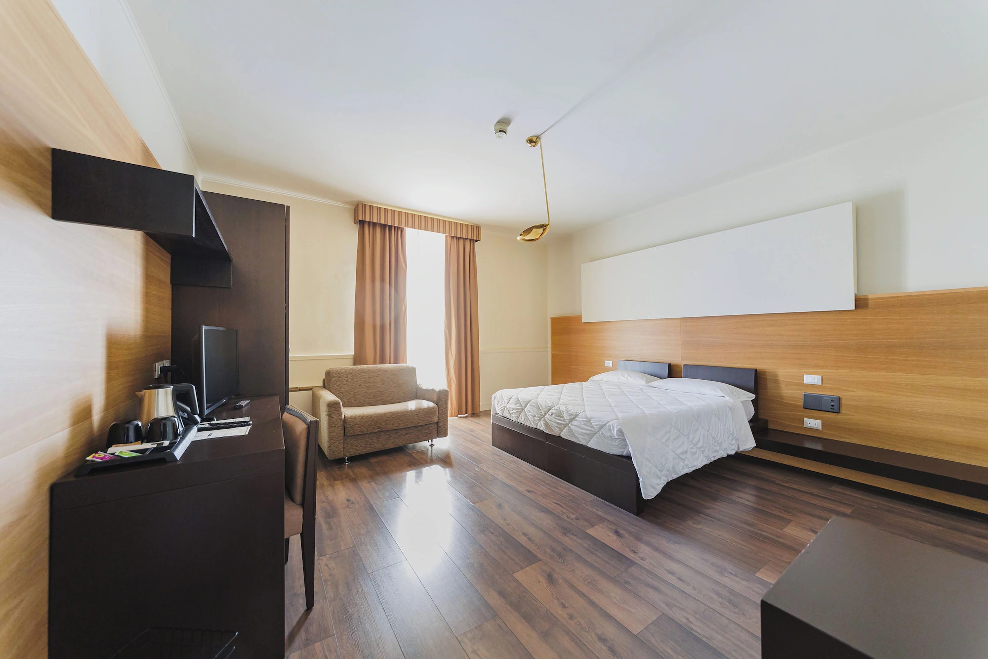 Deluxe Double Cottage twin beds