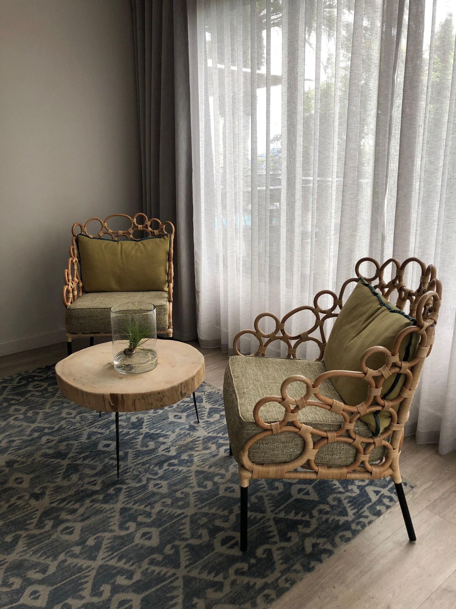 Double room with mountain view full double bed