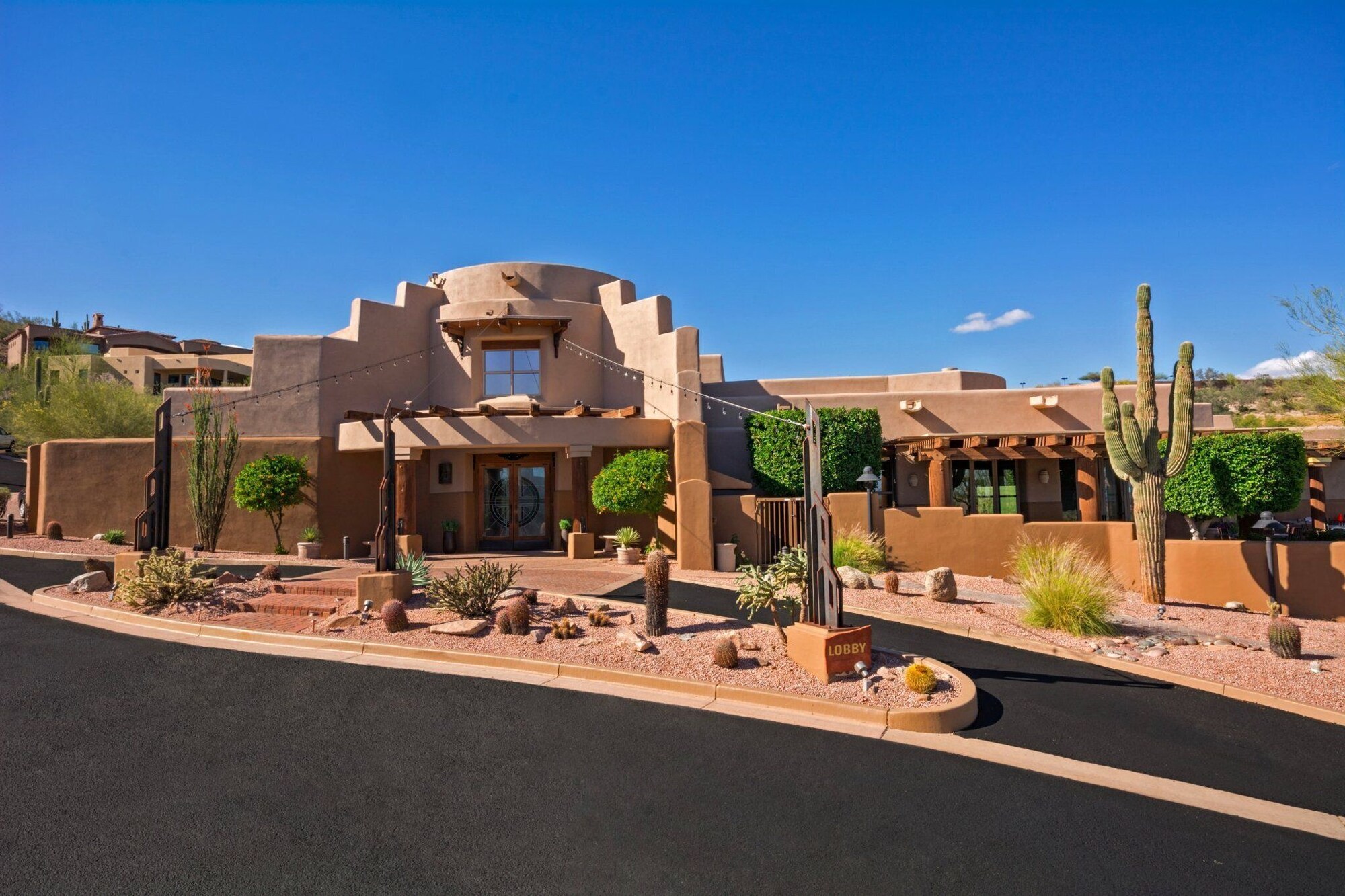 Inn at Eagle Mountain exterior