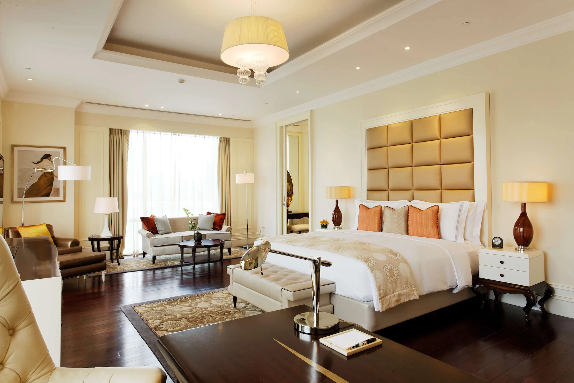 1 Bedroom Deluxe Single room full double bed