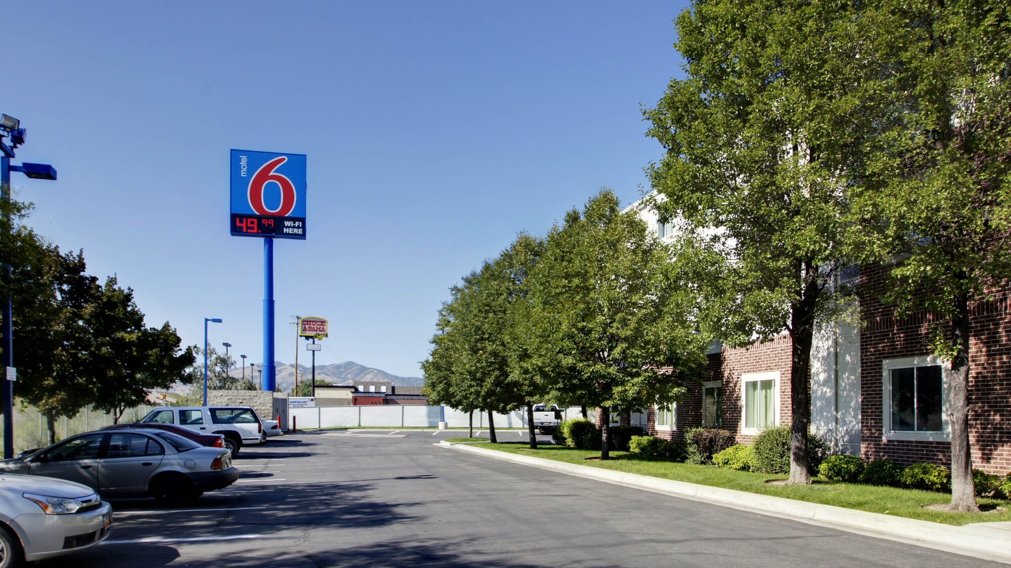 Motel 6 Lehi, UT – Thanksgiving Point exterior
