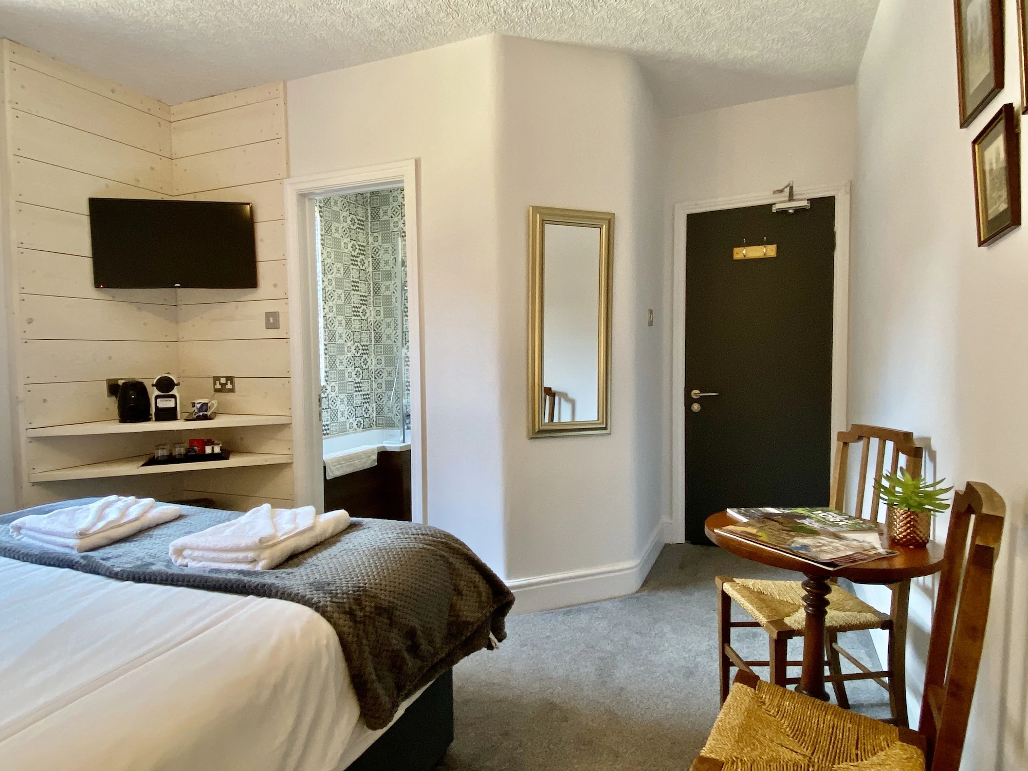 Double Junior Suite full double bed