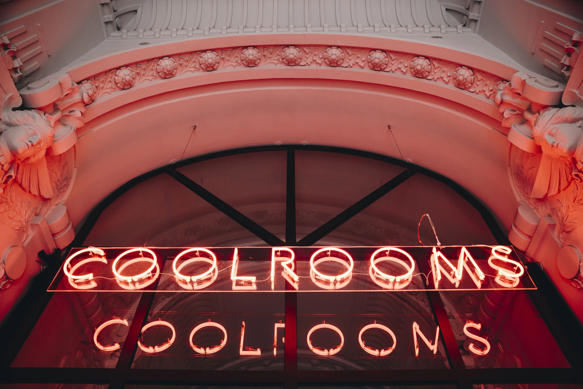CoolRooms Palacio de Atocha exterior