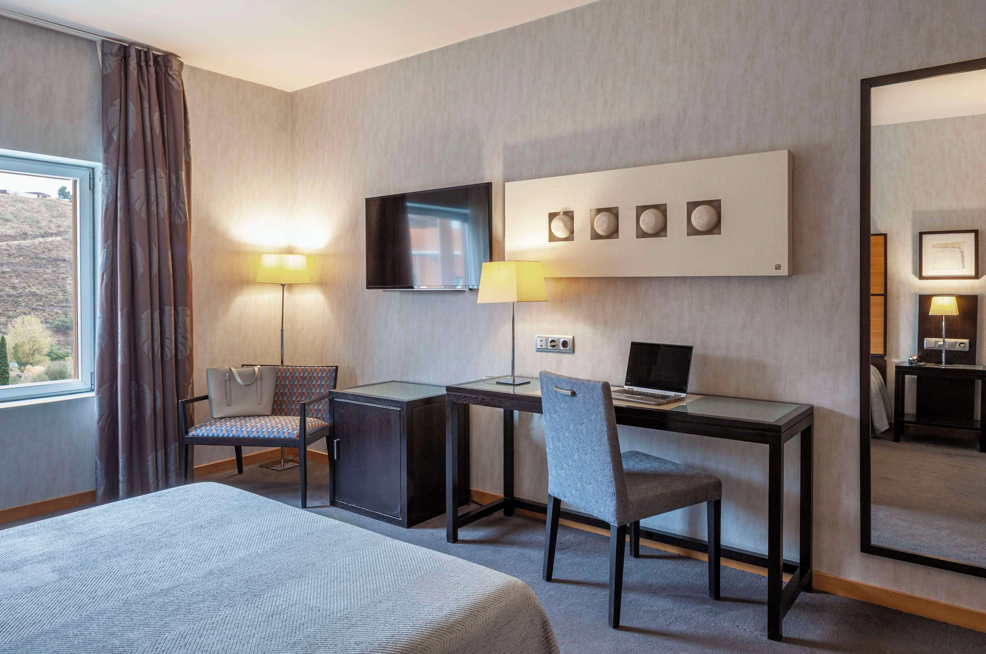 Hotel Macià Real de la Alhambra — photo 18