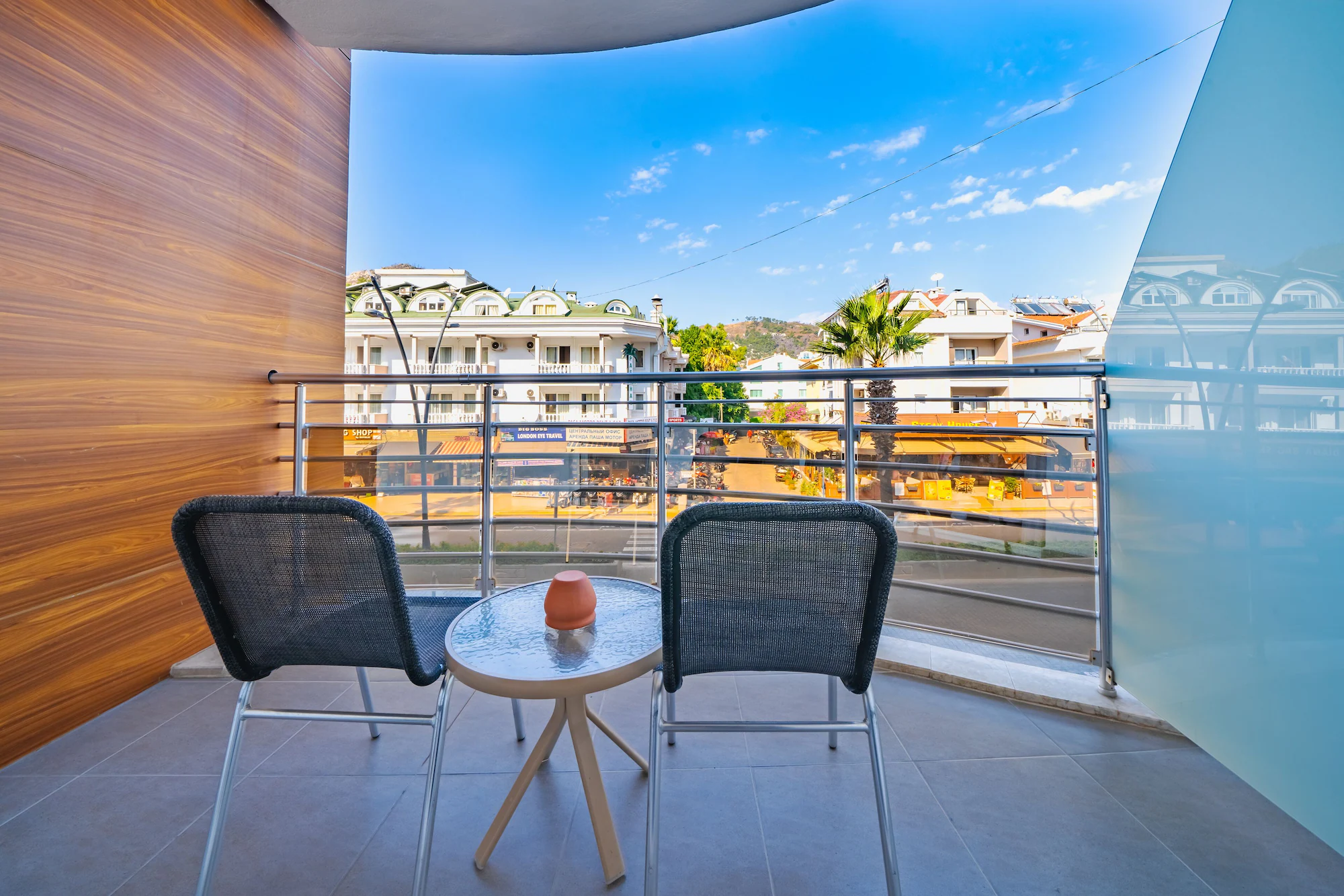 Double Junior Suite with sea view full double bed