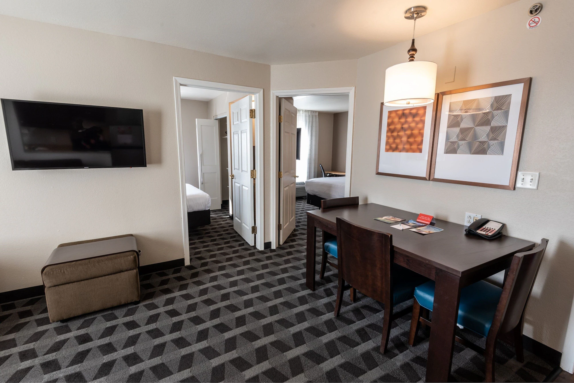 2 Bedrooms Quadruple Suite