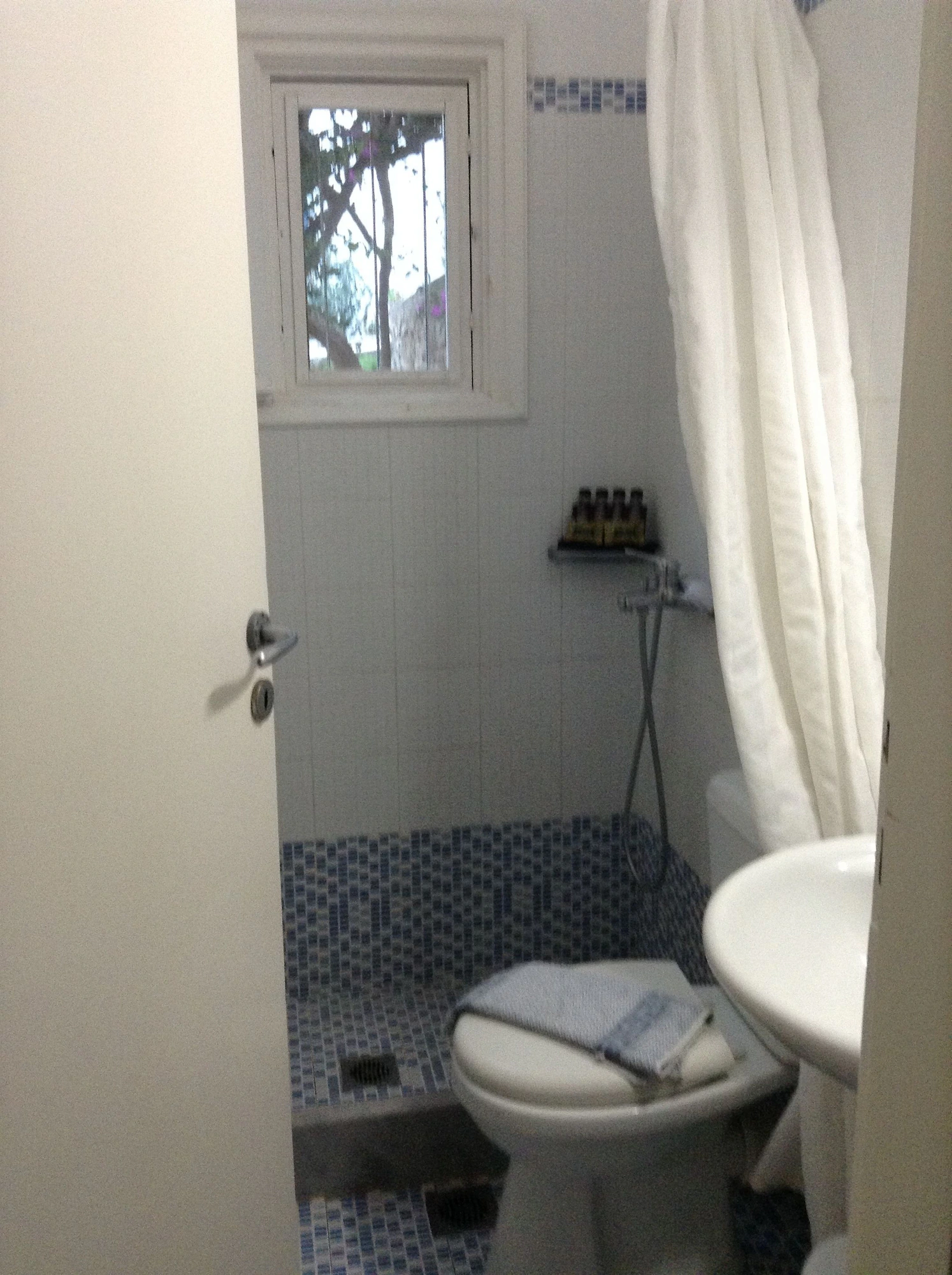 Gryparis' Club Apartments exterior