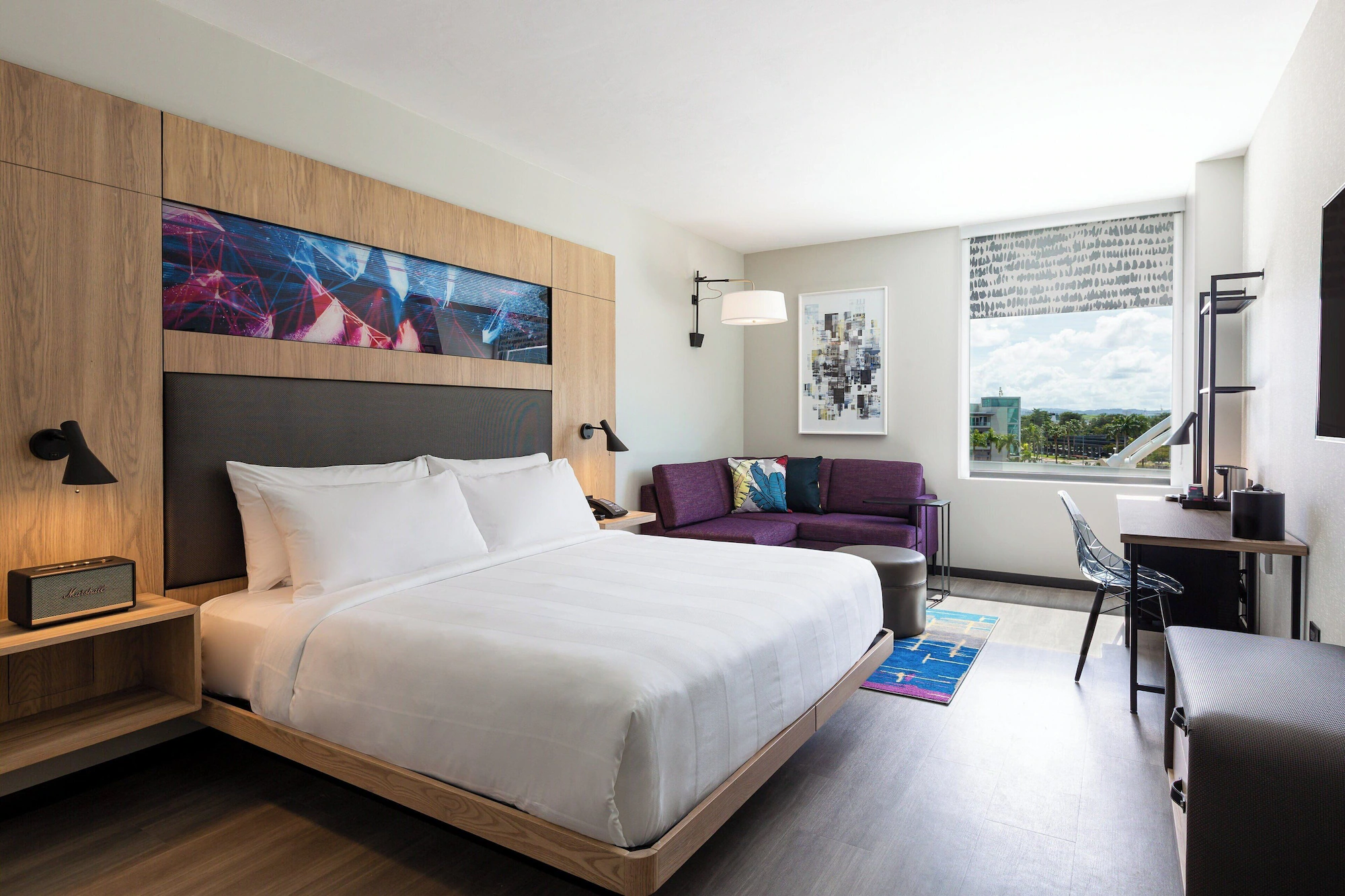 Double Penthouse Suite with partial sea view full double bed