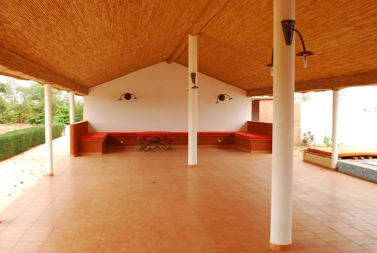 Baobab Soleil exterior