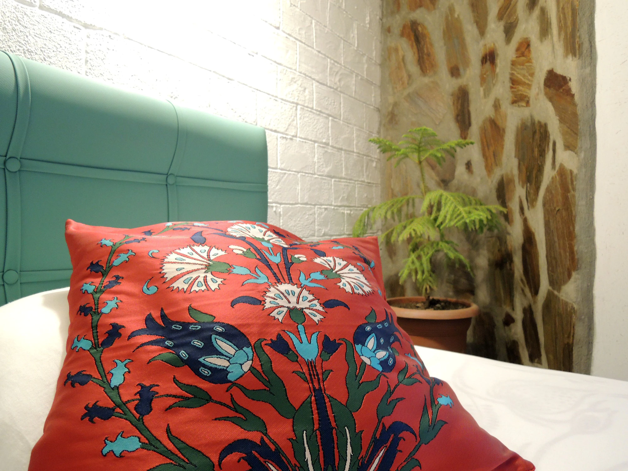 Comfort Double room with balcony and with view full double bed
