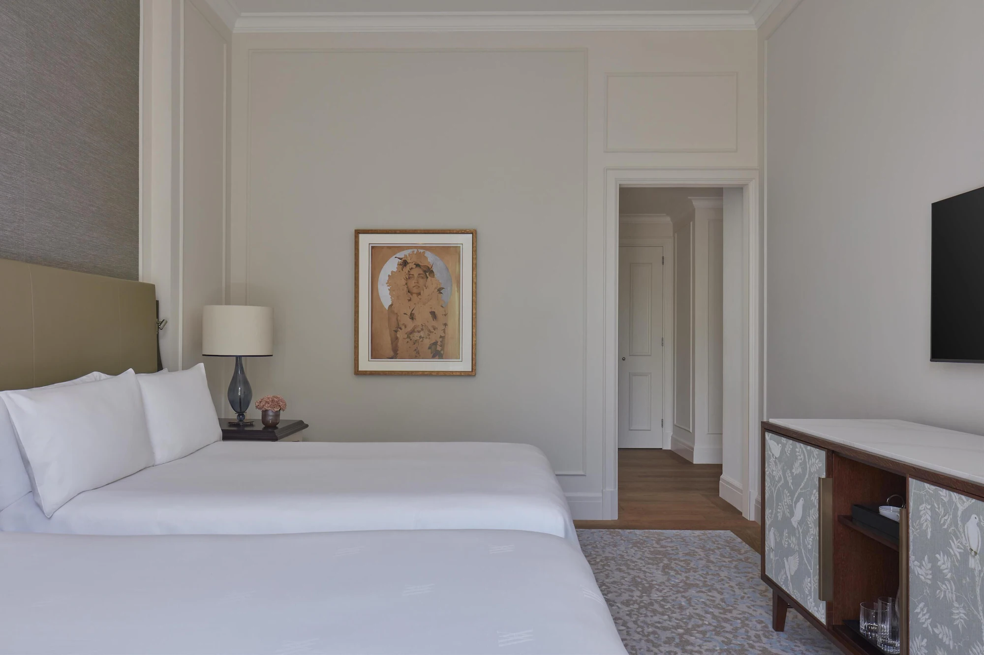Backer Double Suite full double bed