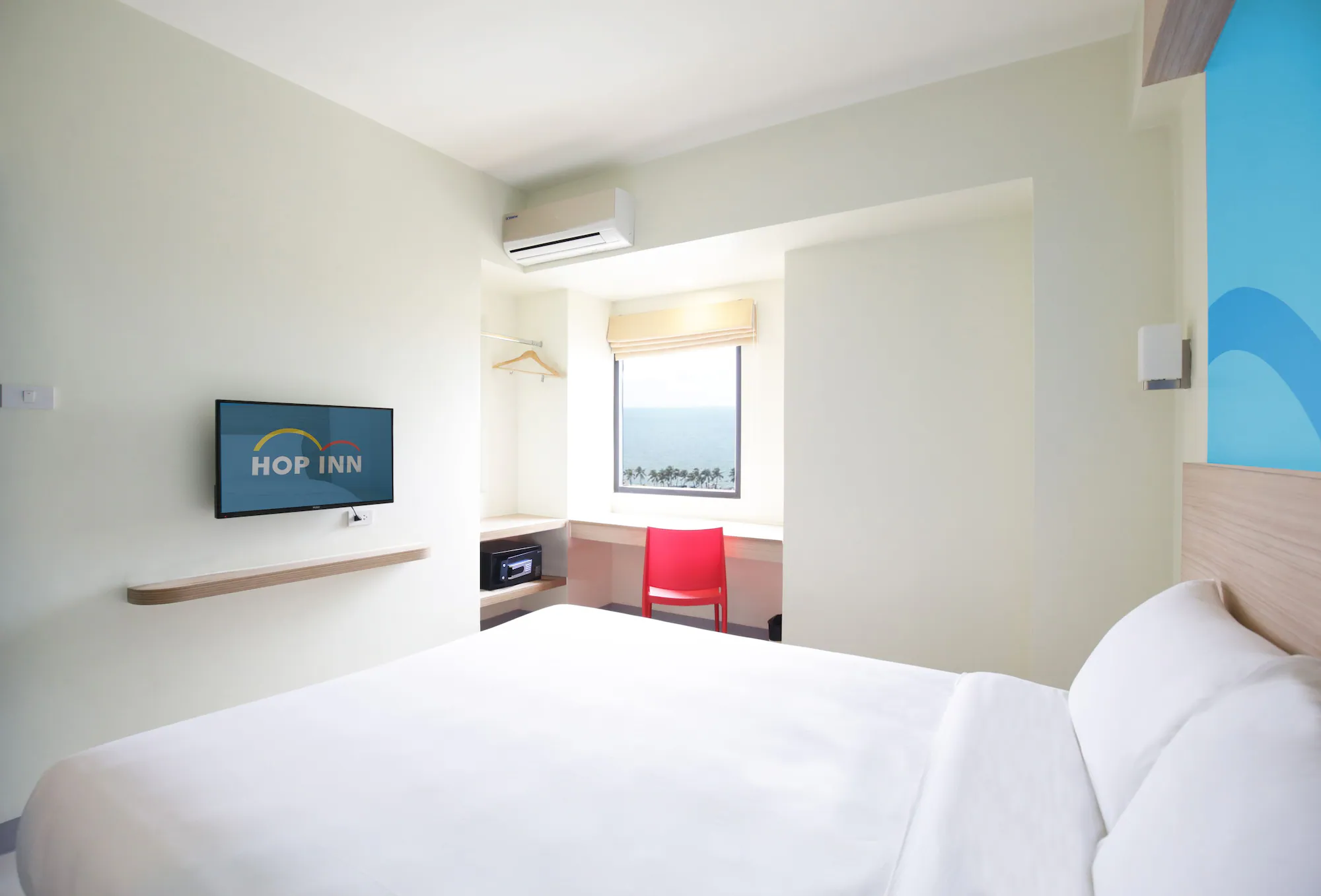 Classic Single room full double bed