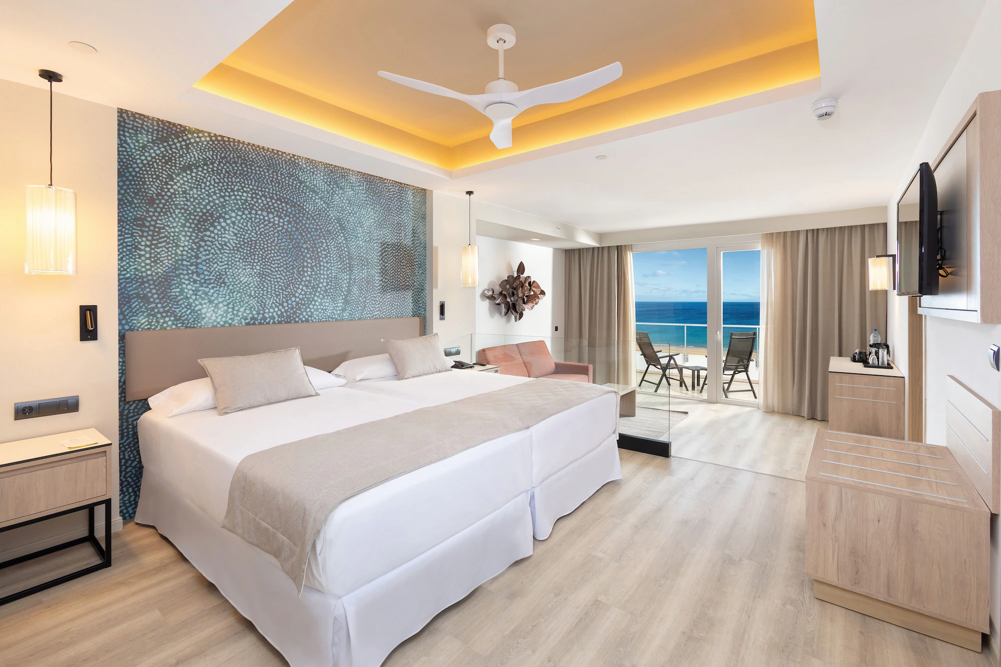 Double room twin beds
