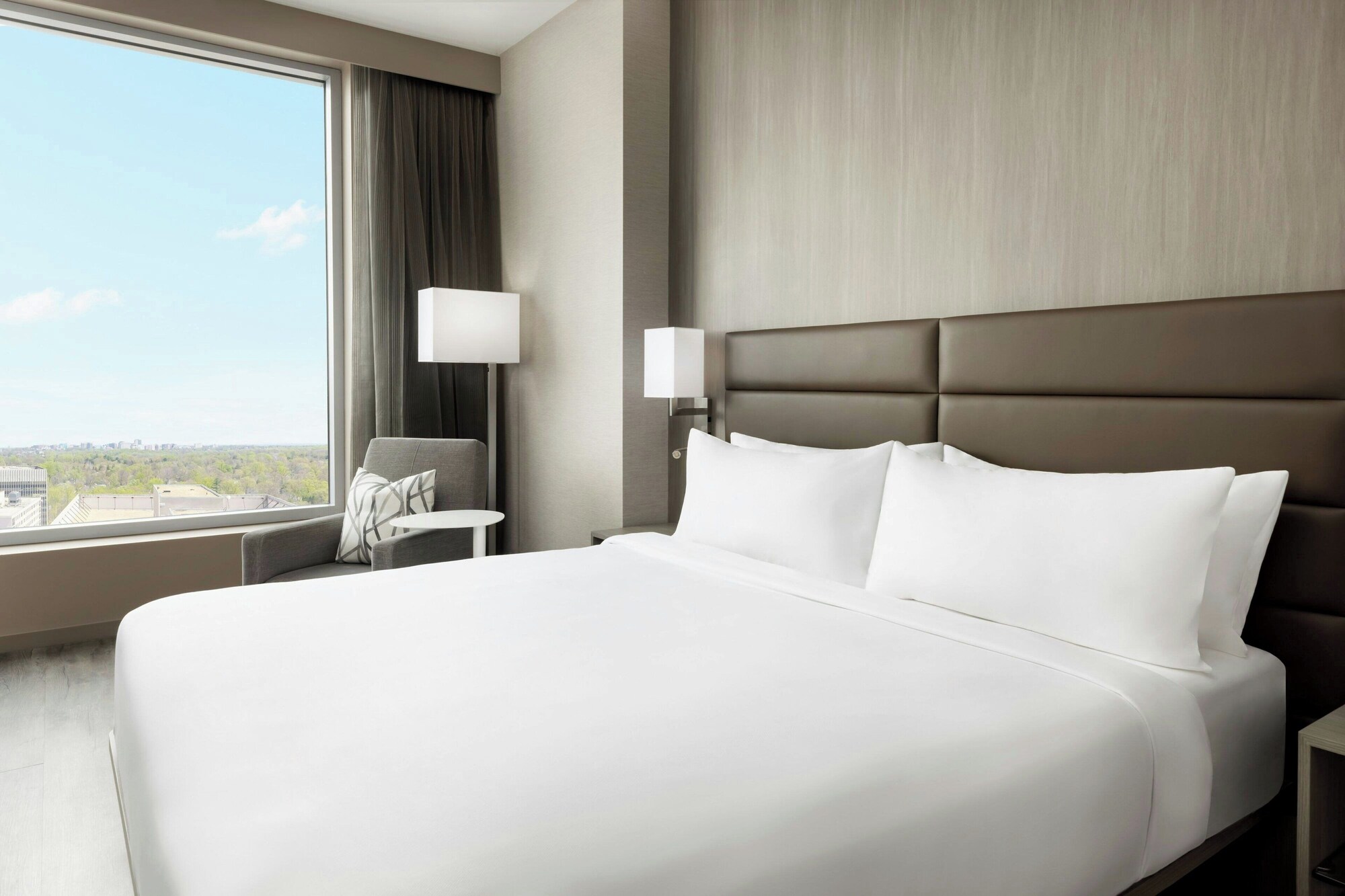 Deluxe Double room full double bed