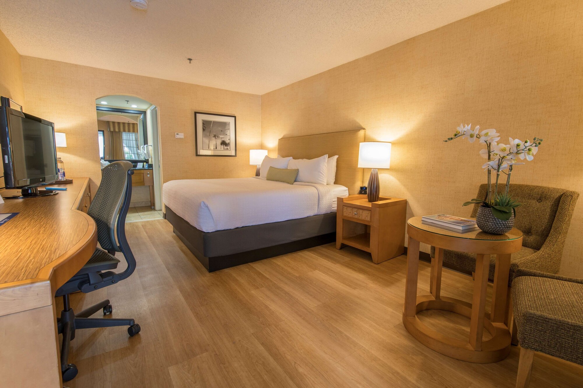 Economy Double room full double bed