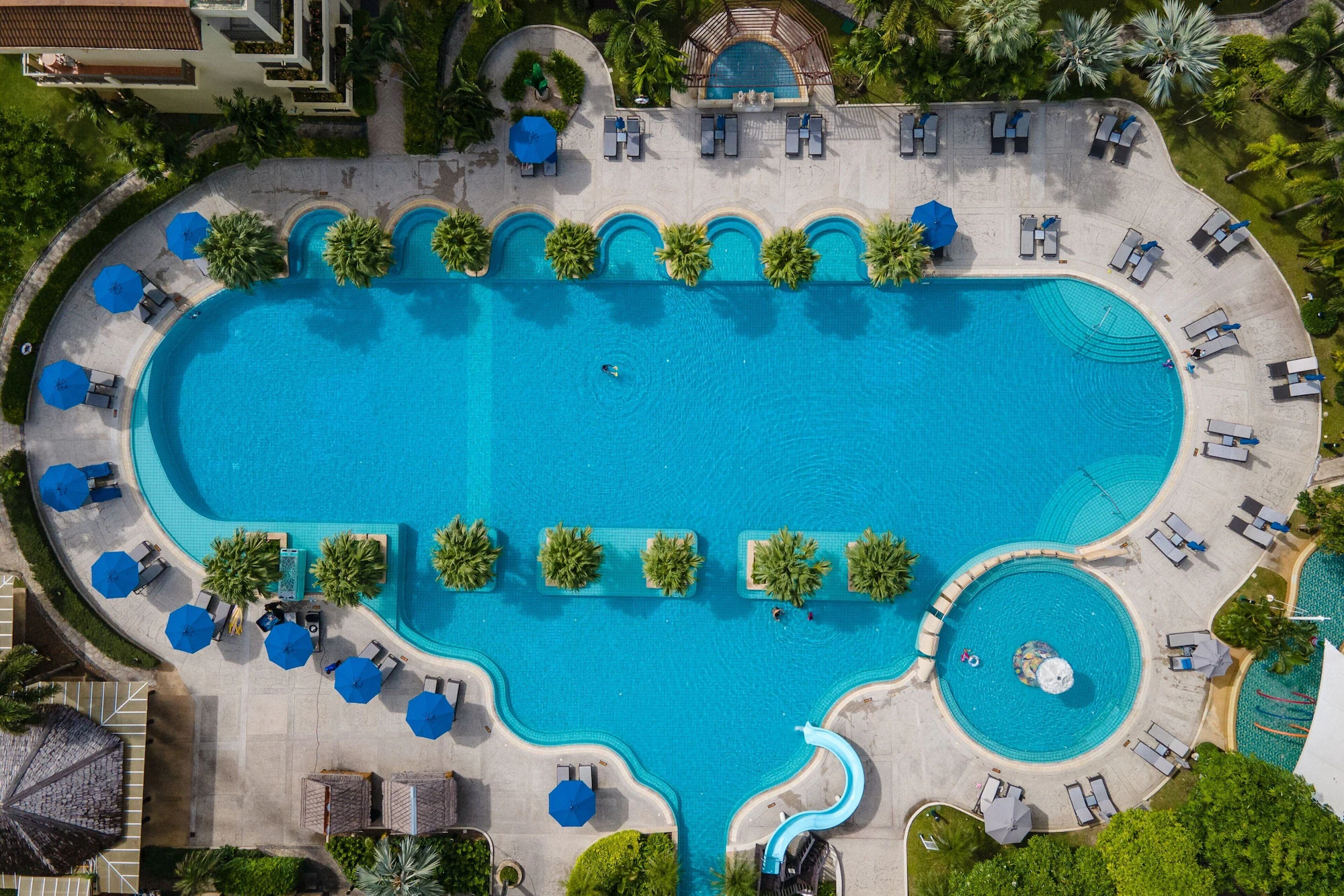 Phuket Marriott Resort & Spa, Merlin Beach exterior