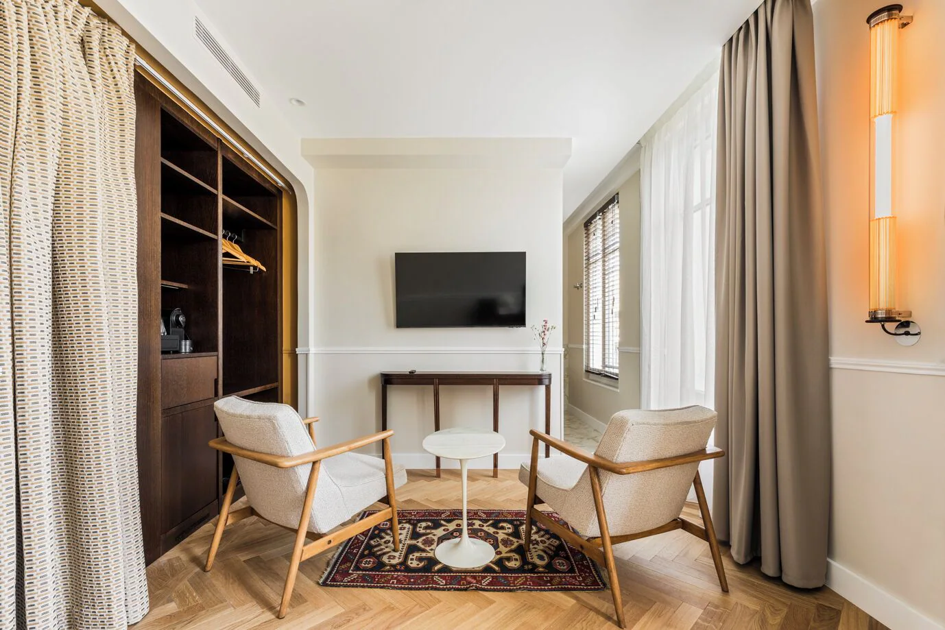 Business Double room full double bed
