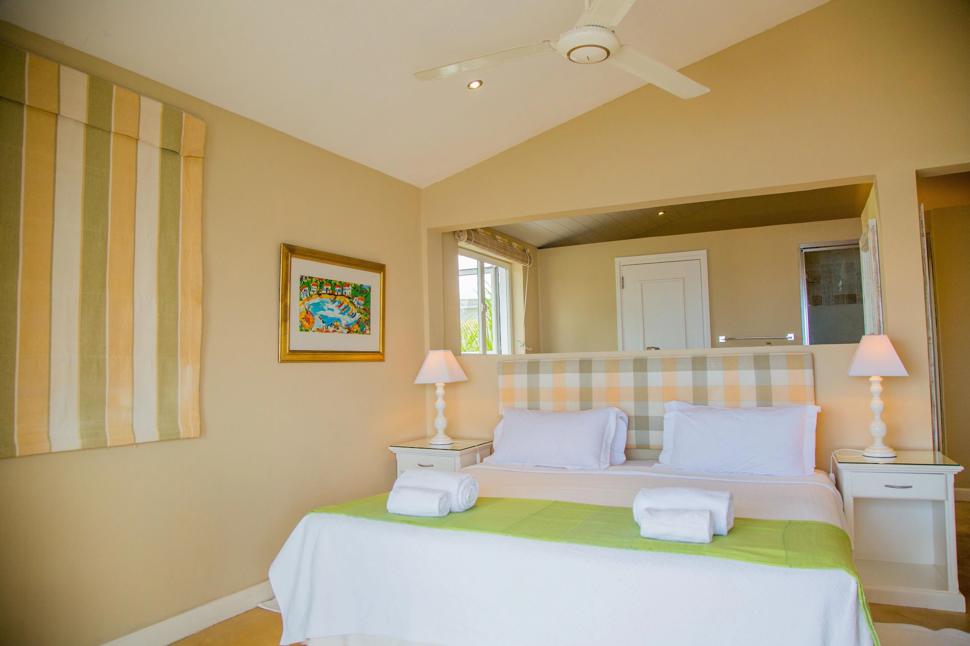 2 Bedrooms Quadruple Apartment with sea view twin beds
