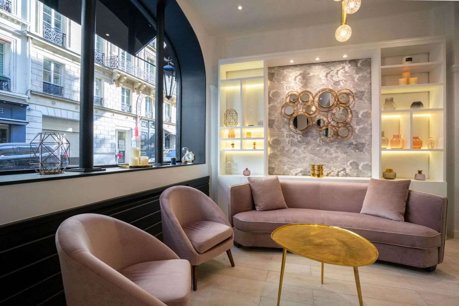 1 Bedroom Standard Single room full double bed