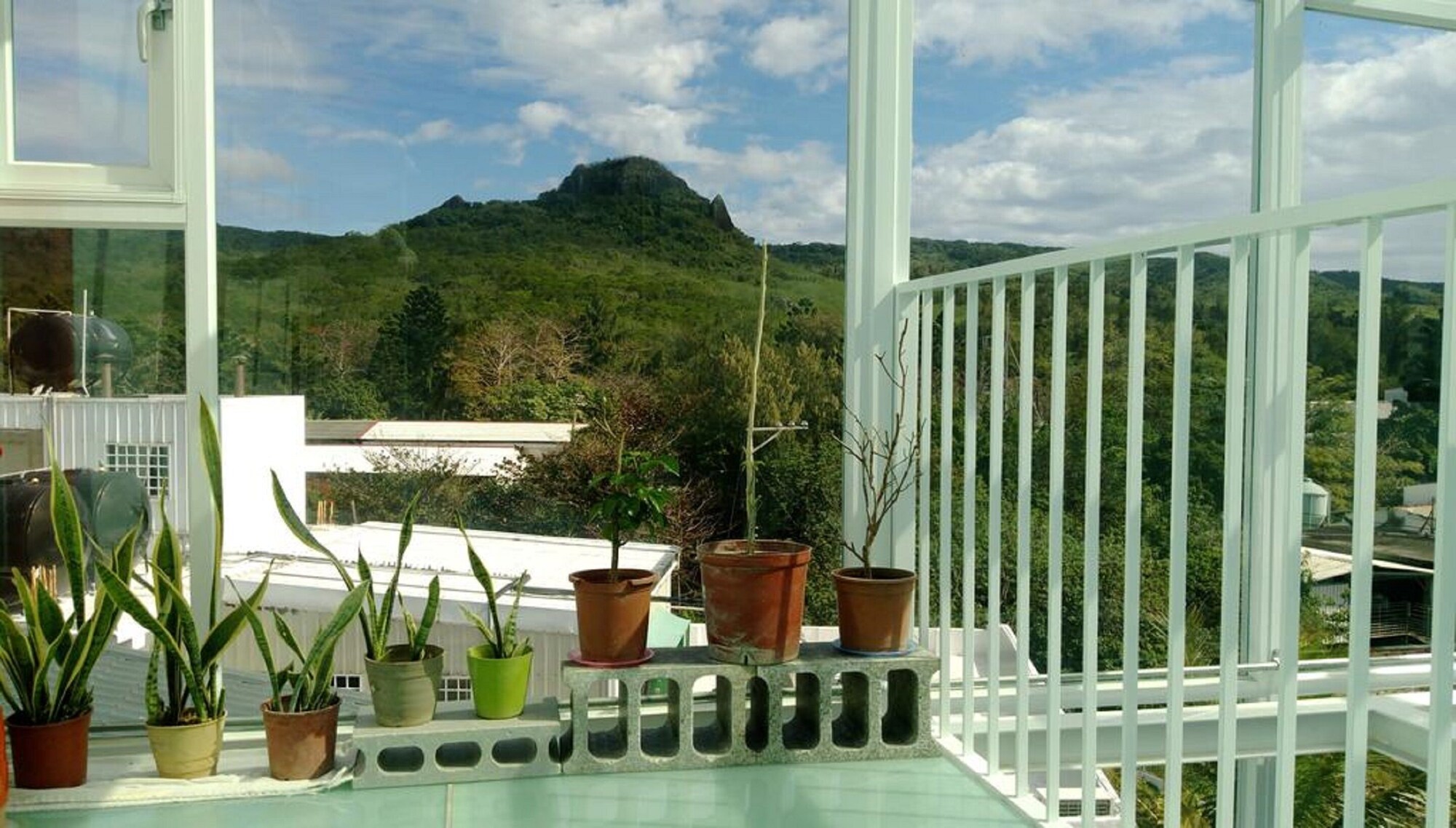 Kenting Orange Moon Inn exterior