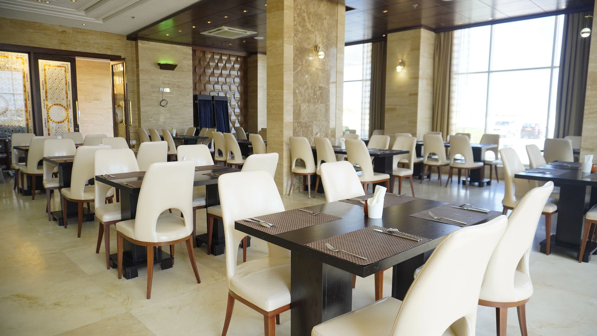 Bristol Hotel Salalah exterior