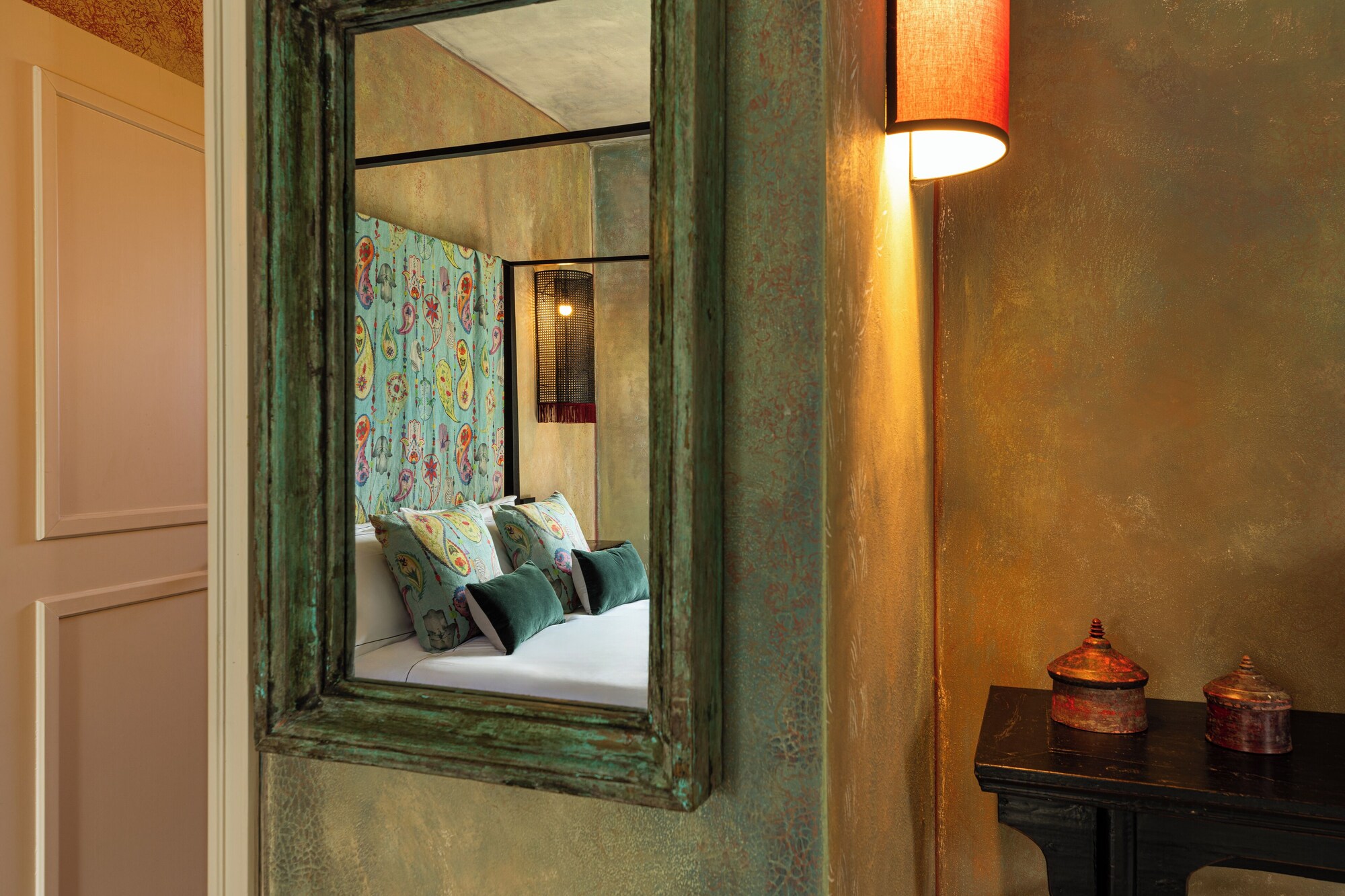 Double Family Suite full double bed