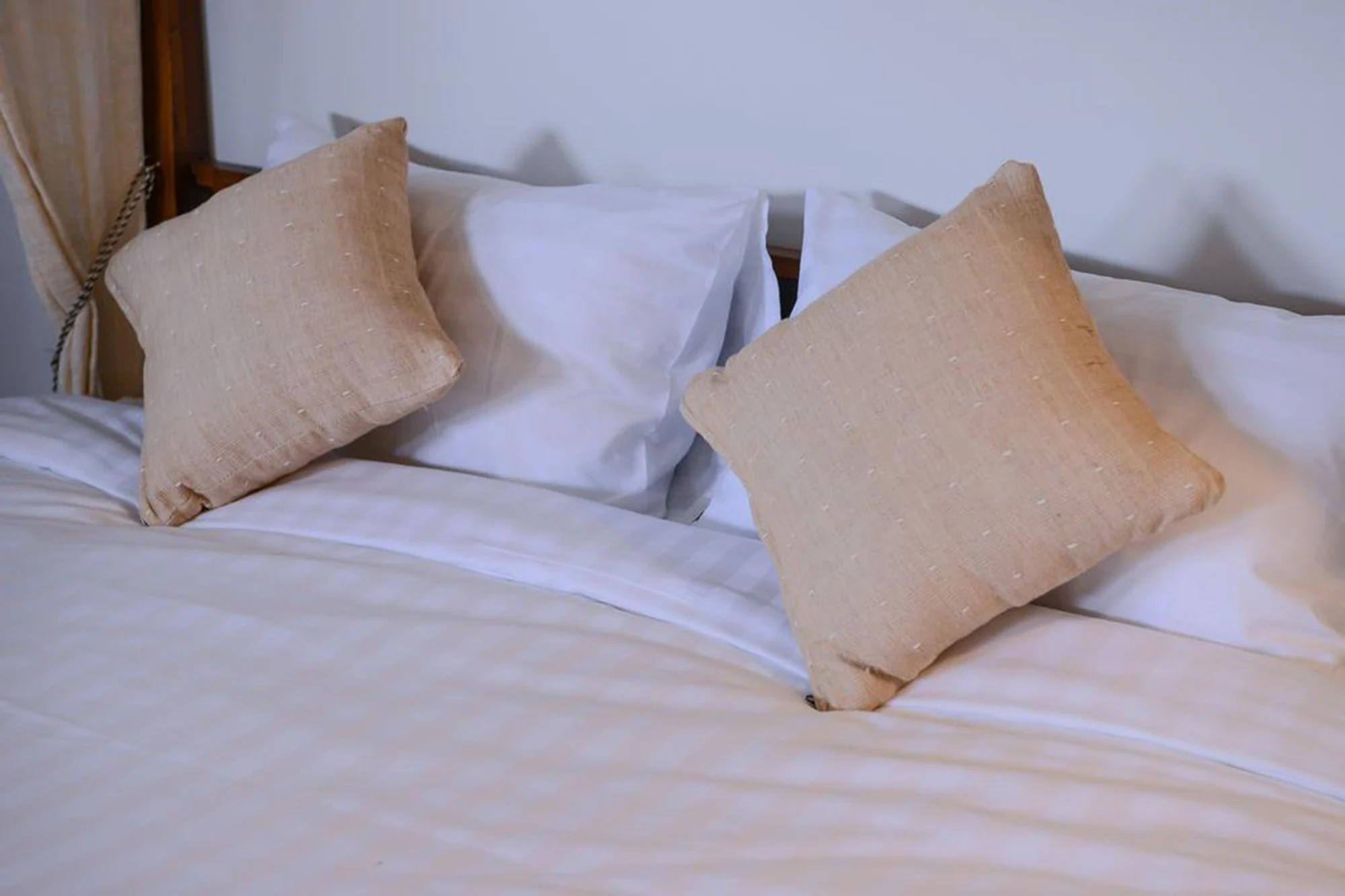 Deluxe Double room with garden view full double bed