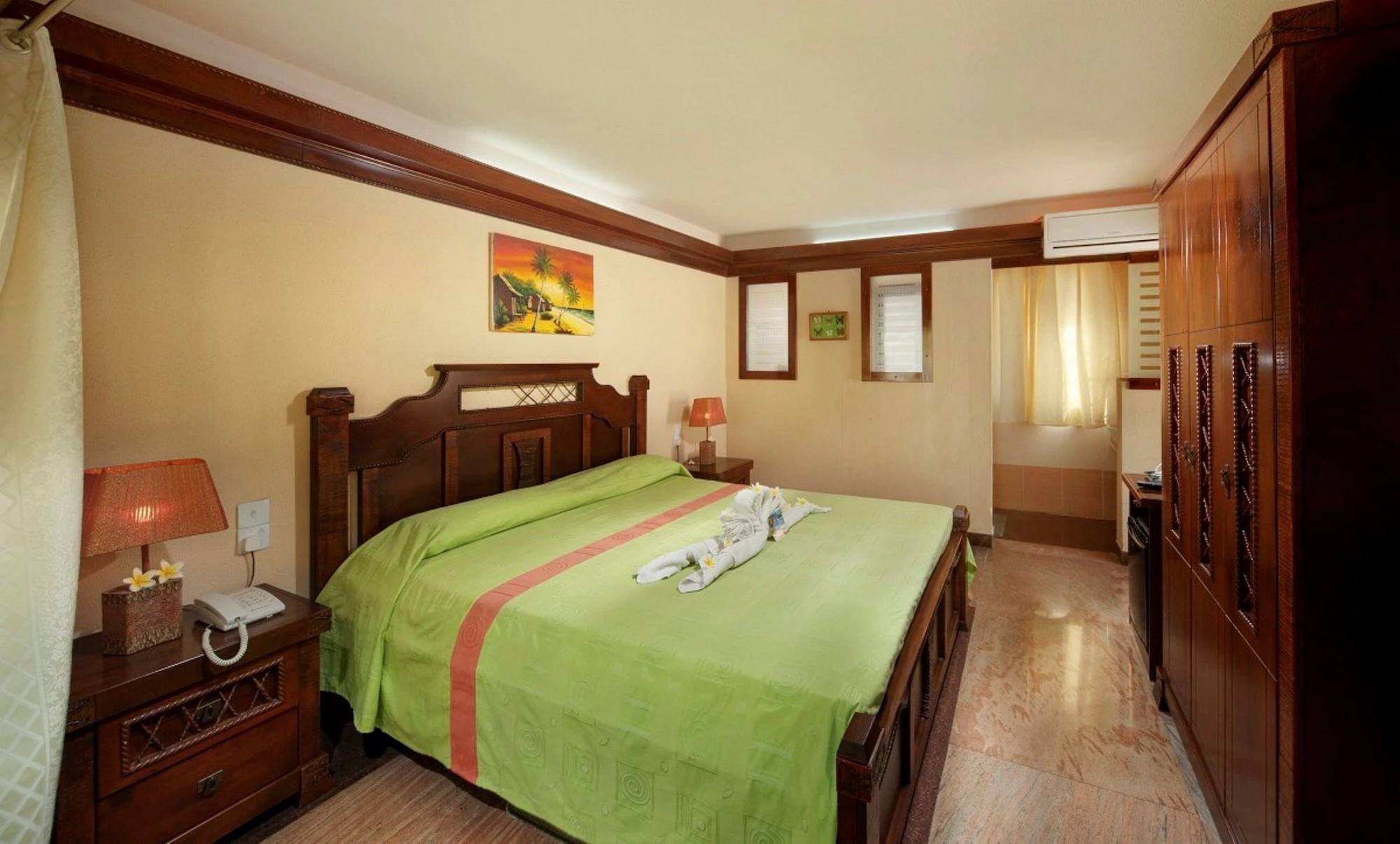 Standard Double room with garden view full double bed