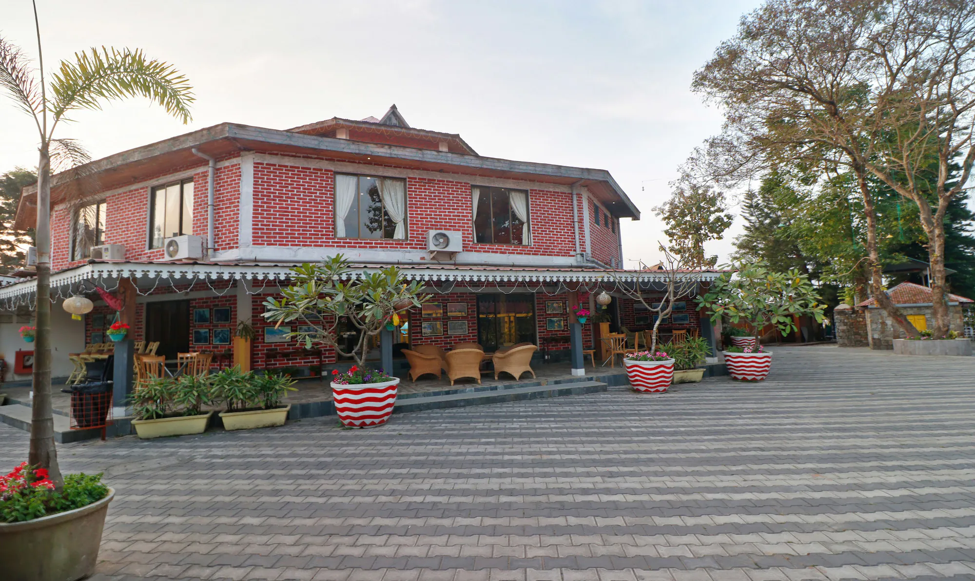 Treebo Premium Blue Mountain Country Club And Resort exterior
