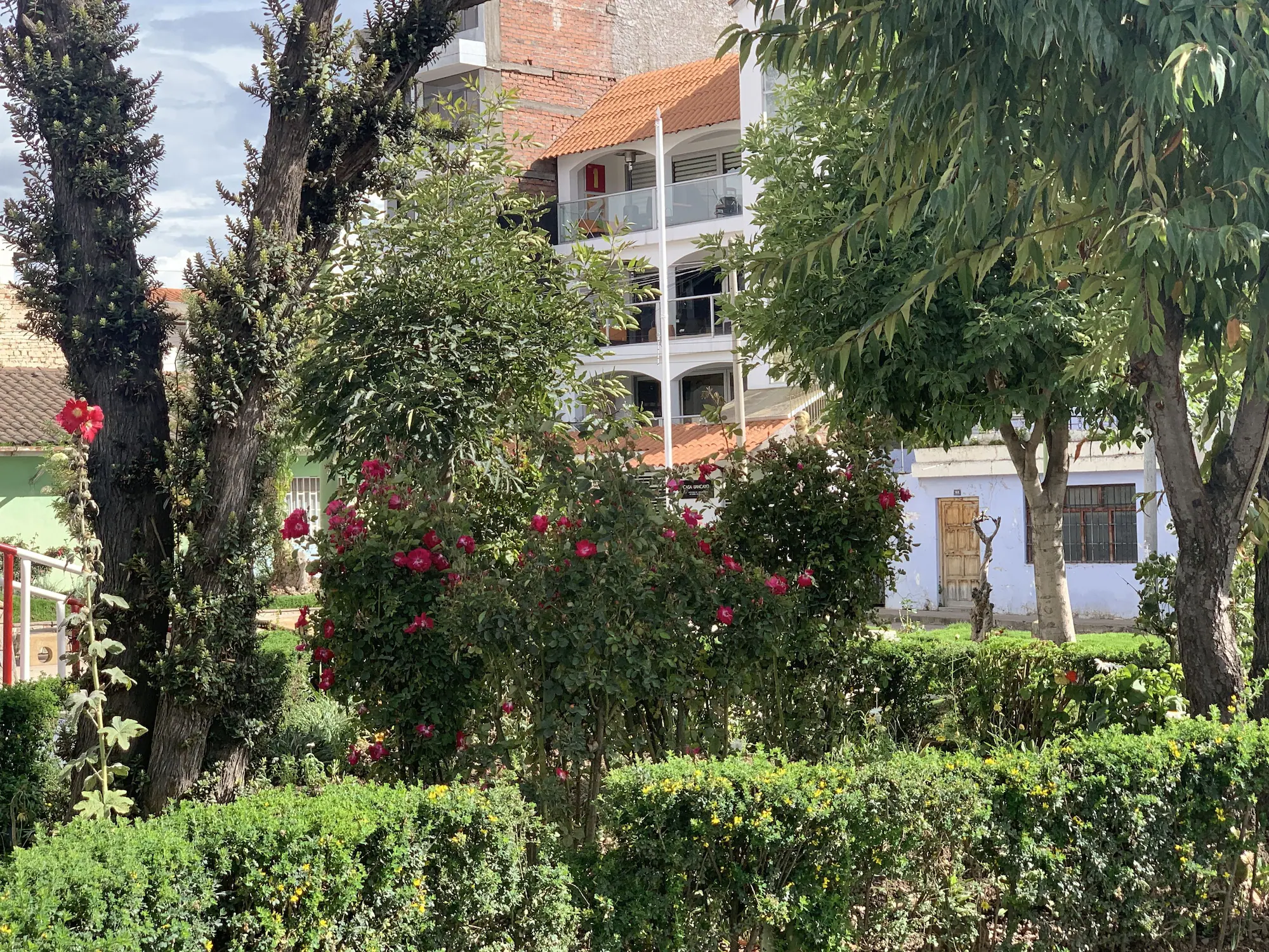 Casa Hotel Huancayo exterior
