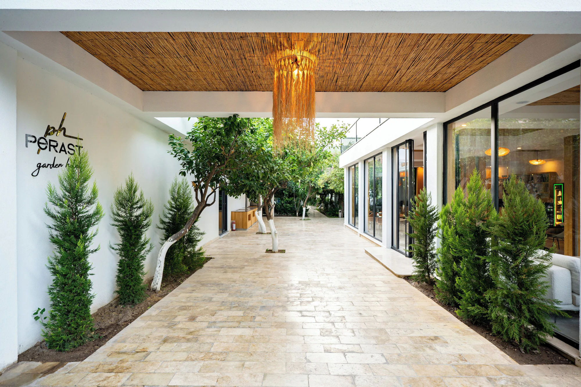 Perast Garden Hotel - Çıralı