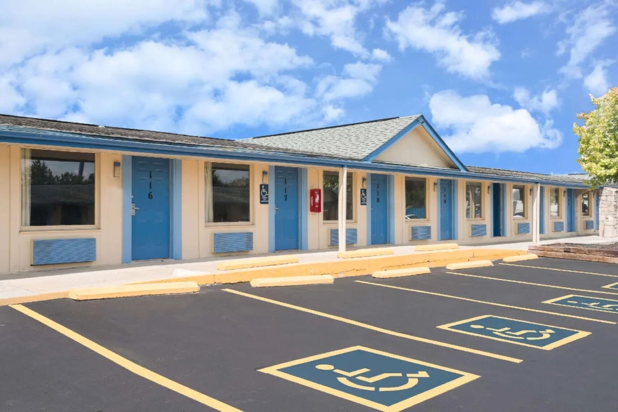 Hilliard Motor Lodge - Columbus, OH