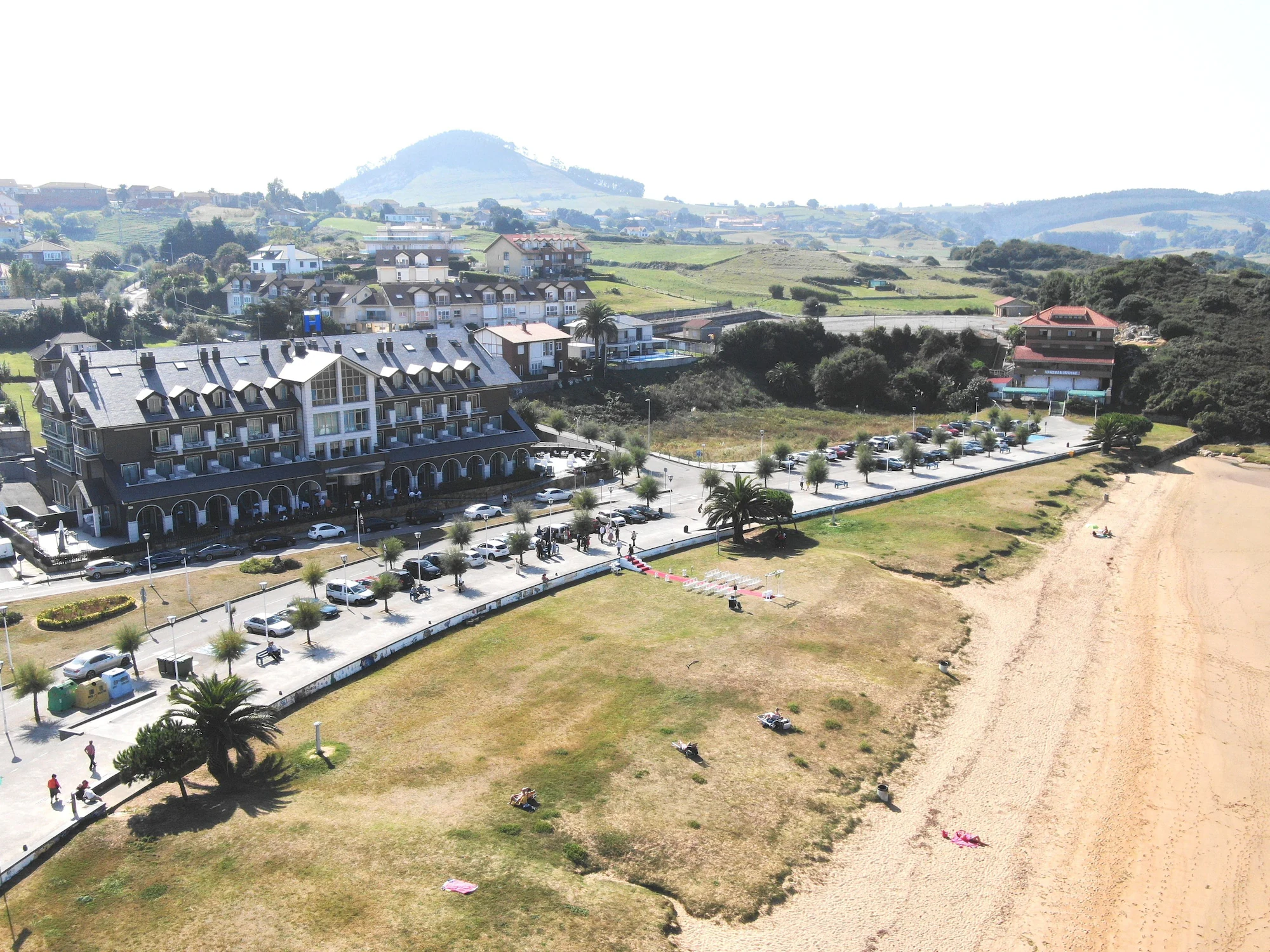 Milagros Golf Hotel exterior