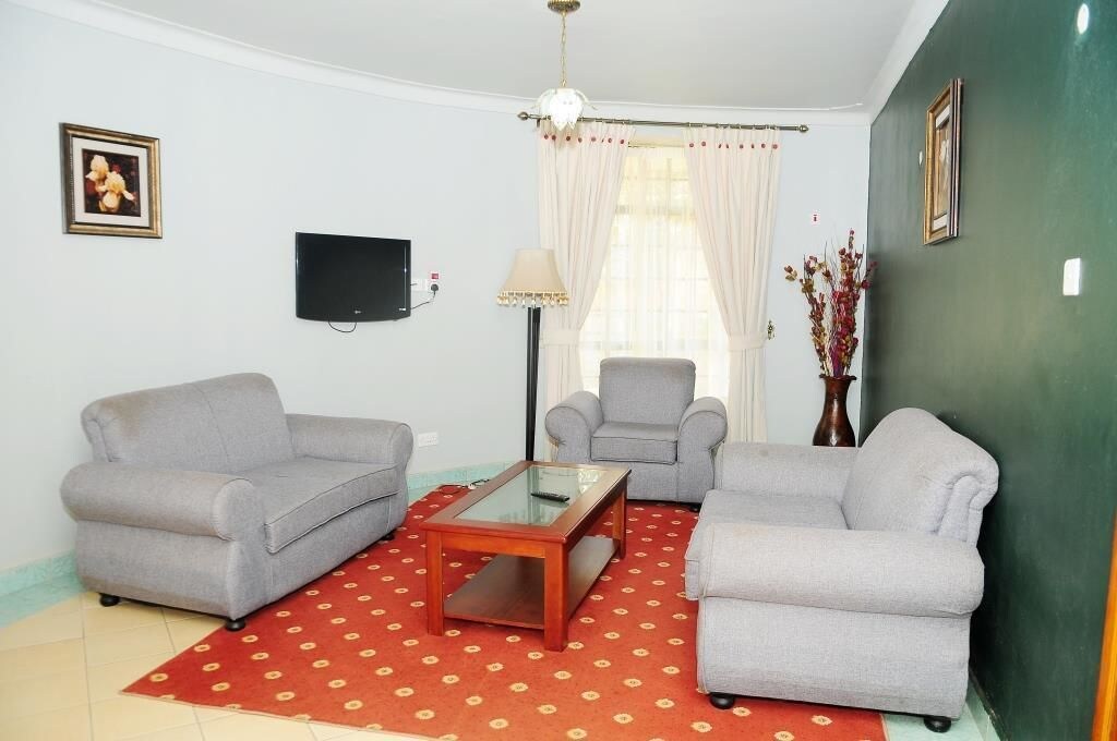 Silver Springs Hotel, Bugolobi exterior