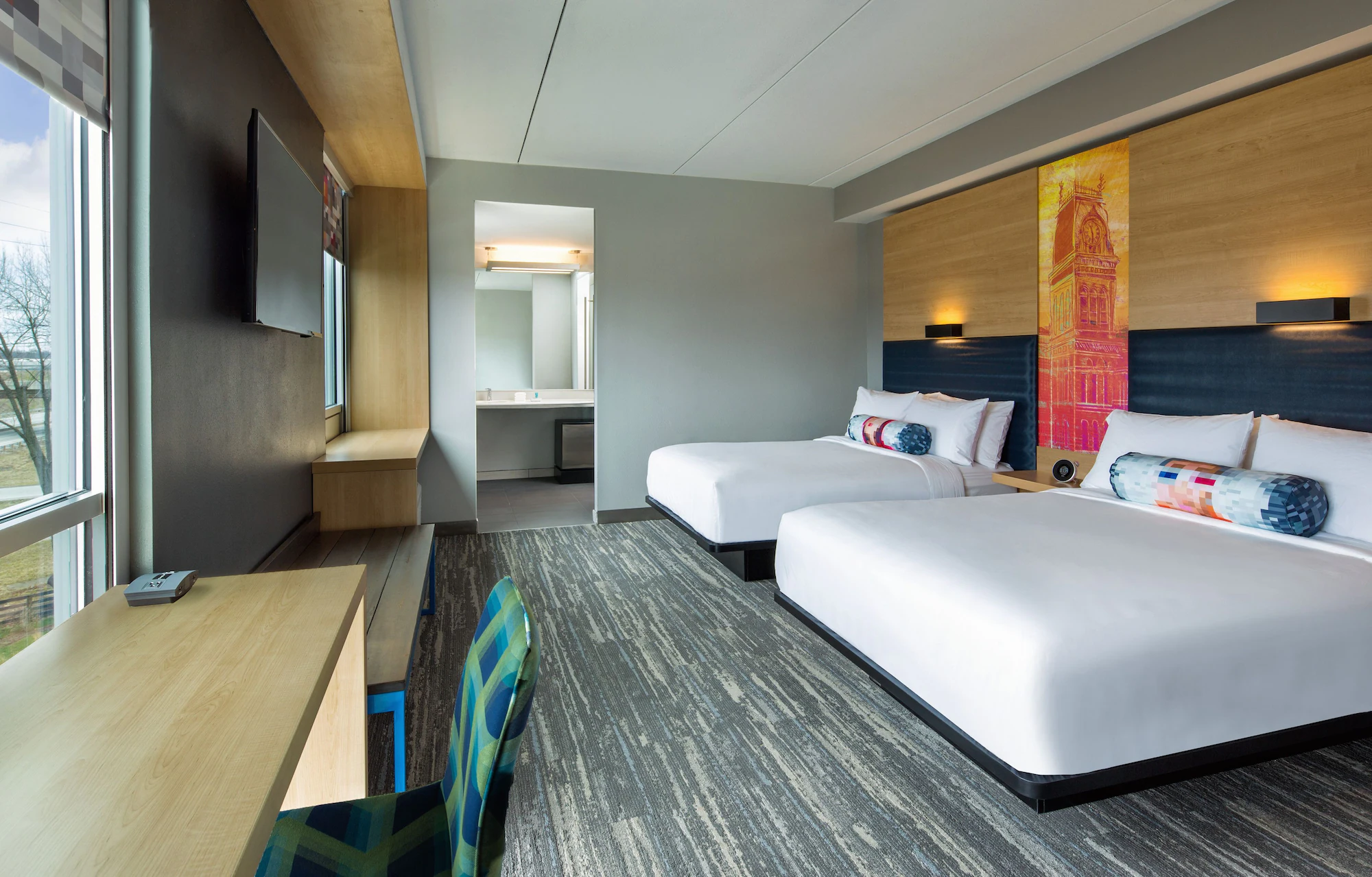 Aloft Louisville East exterior
